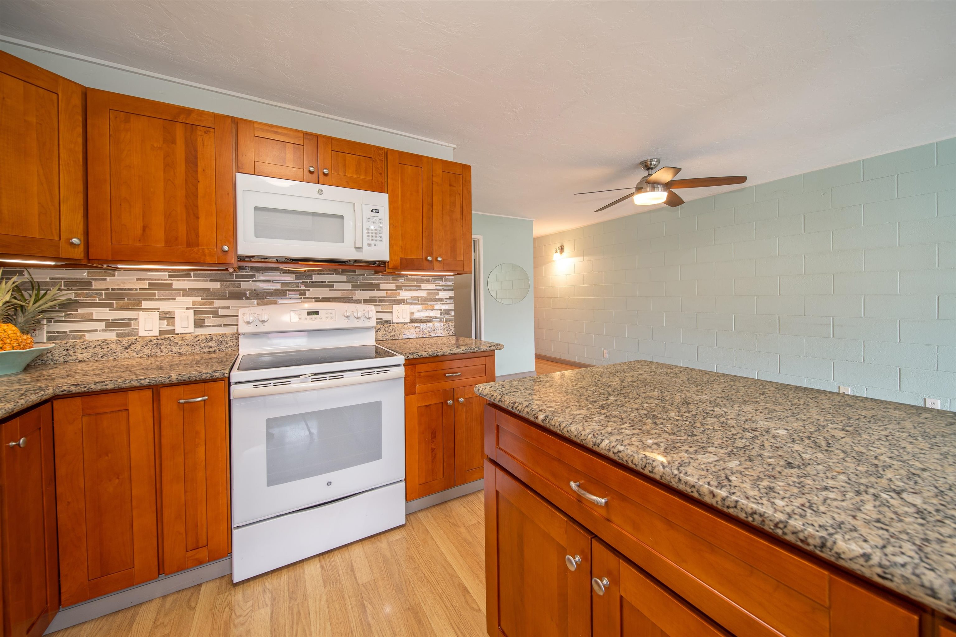 Waipuilani condo # 302, Kihei, Hawaii - photo 9 of 21