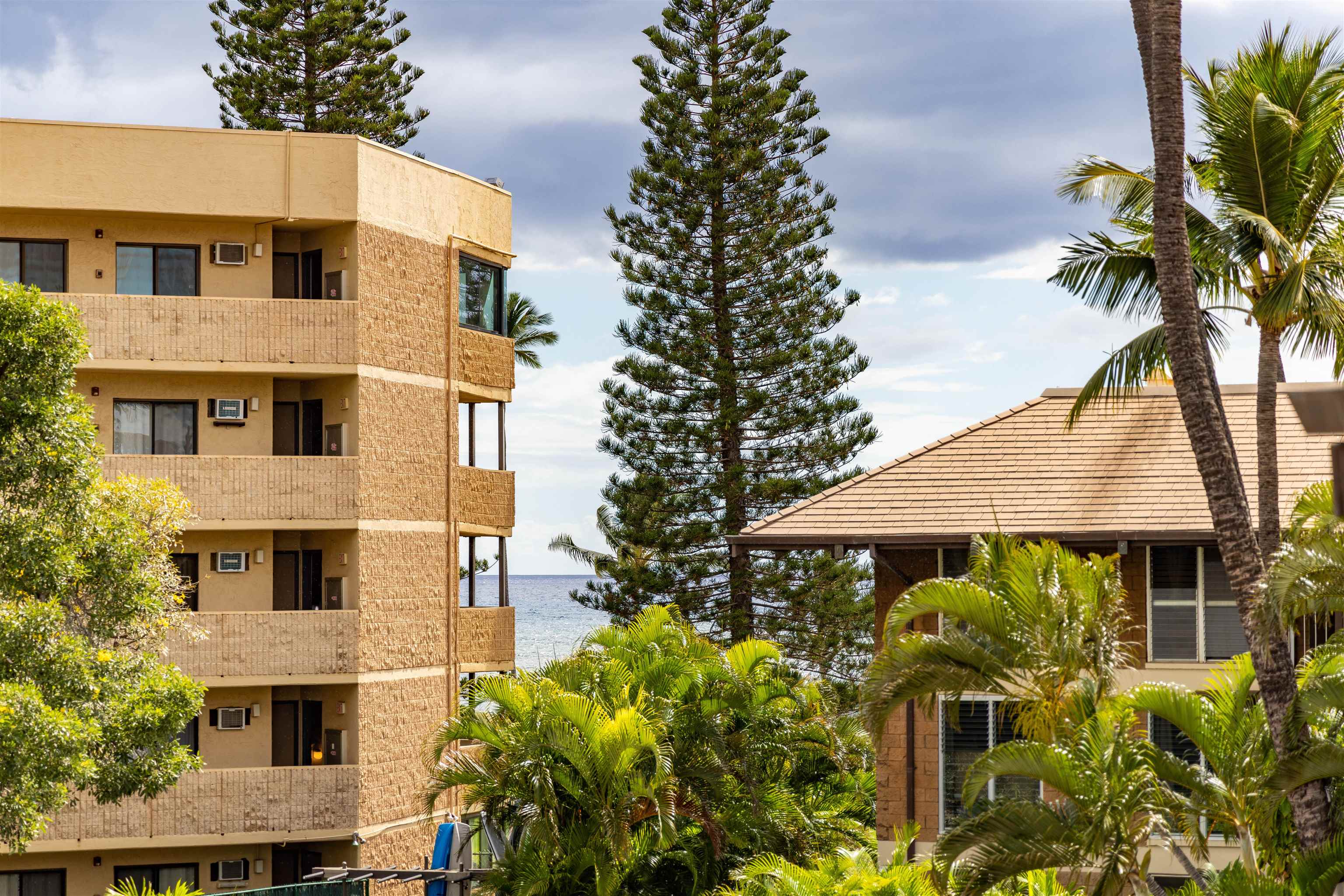 Waipuilani condo # 304, Kihei, Hawaii - photo 21 of 36