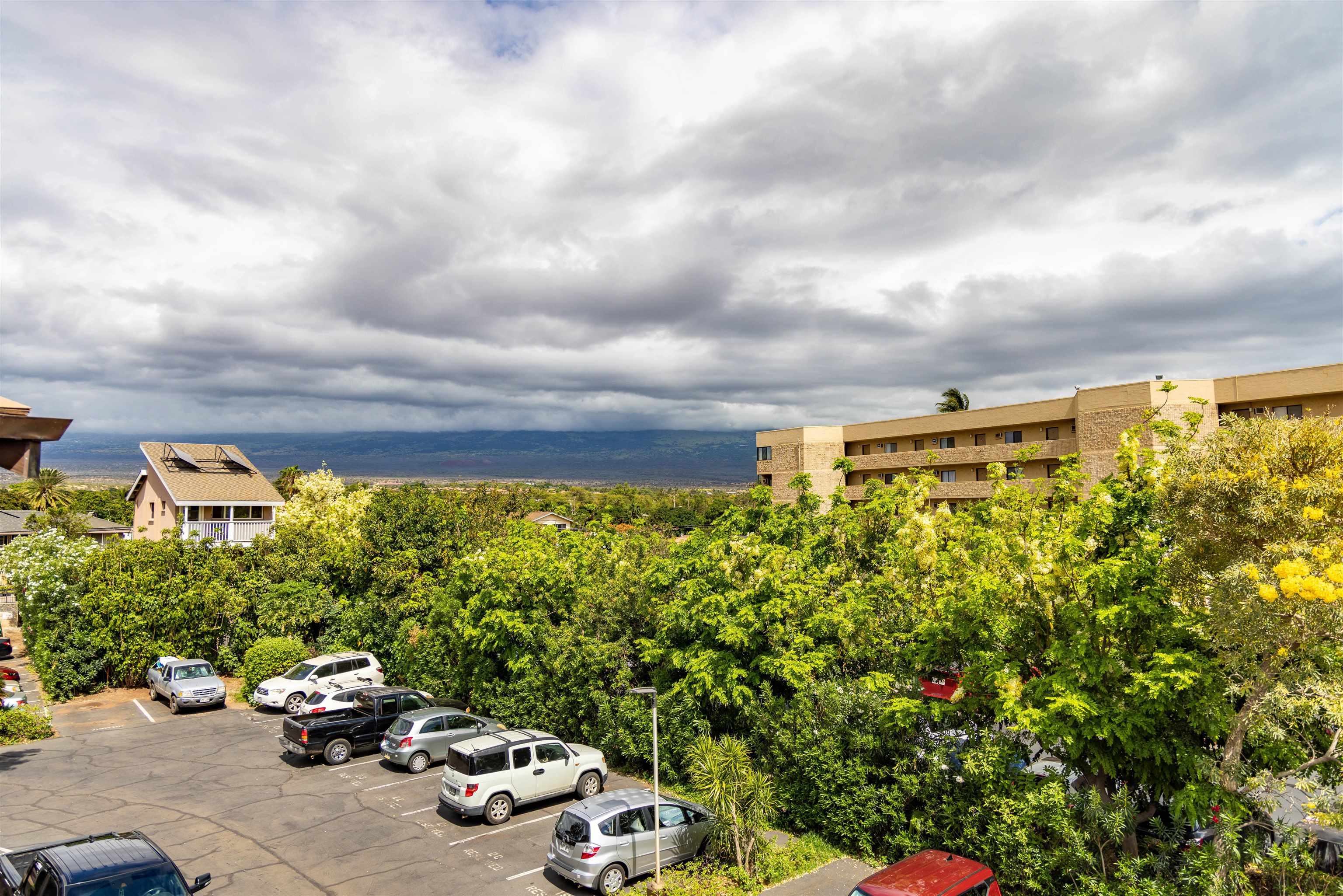 Waipuilani condo # 304, Kihei, Hawaii - photo 23 of 36