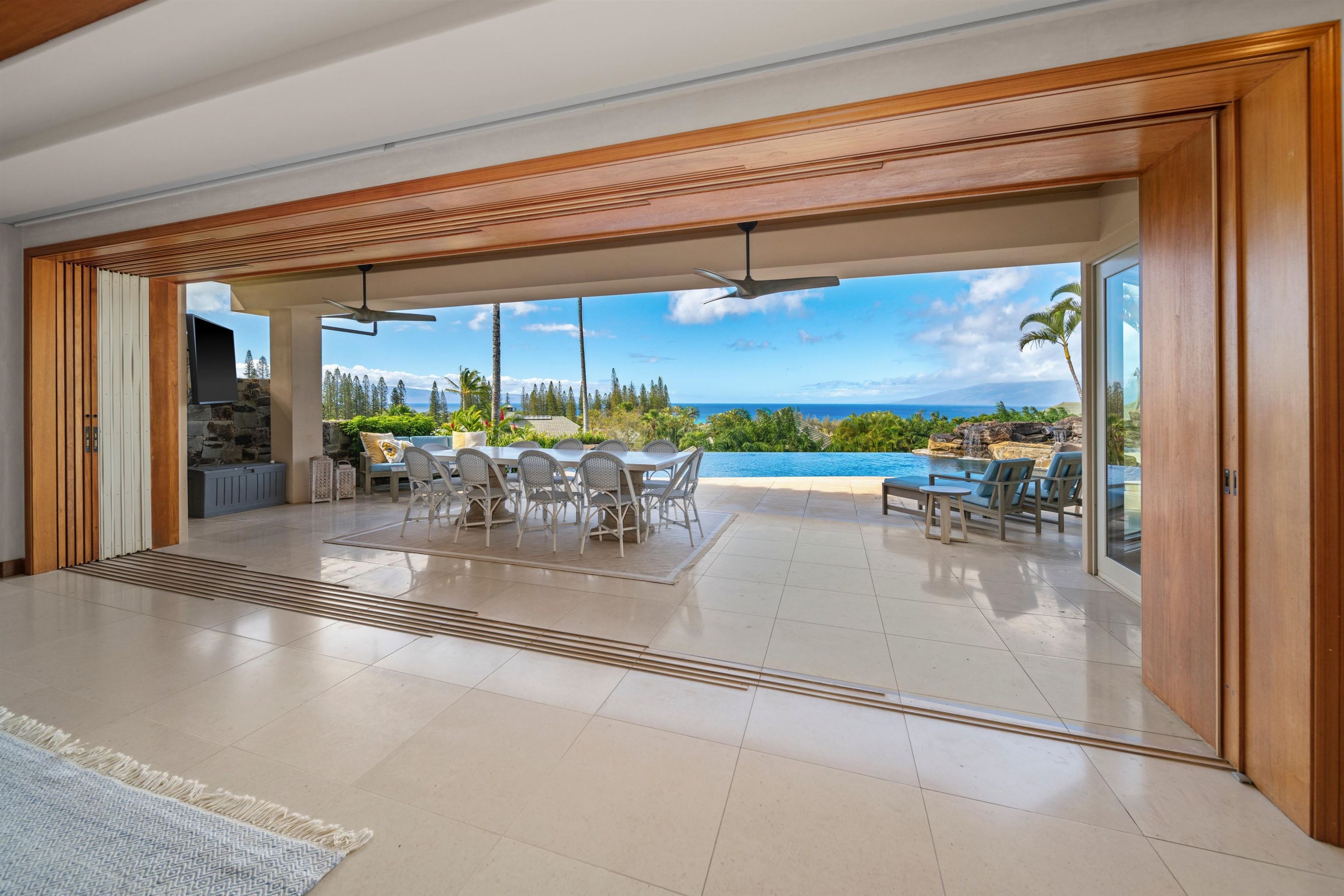 1008  Sunset Pl Pineapple Hill, Kapalua home - photo 26 of 50