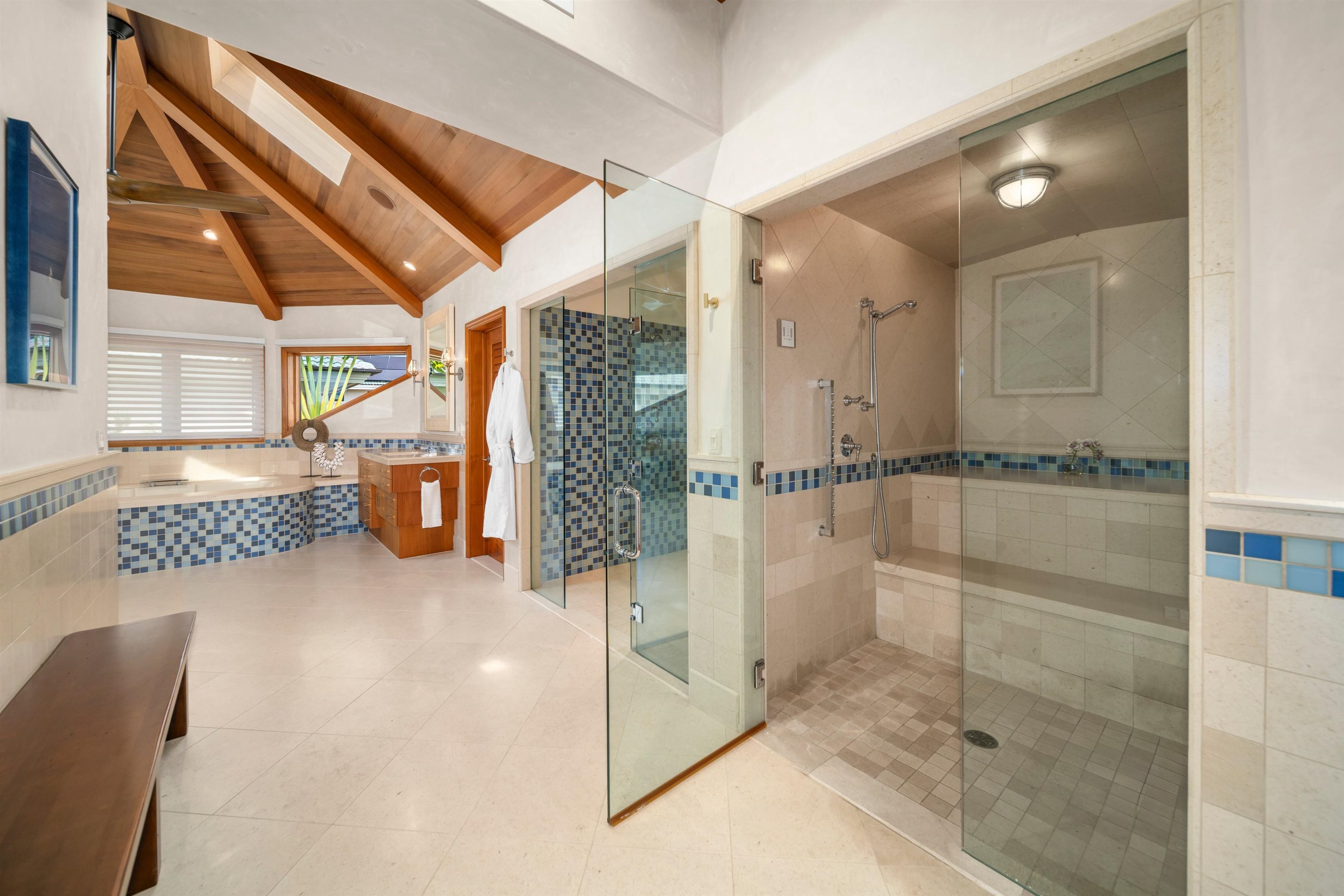 1008  Sunset Pl Pineapple Hill, Kapalua home - photo 34 of 50