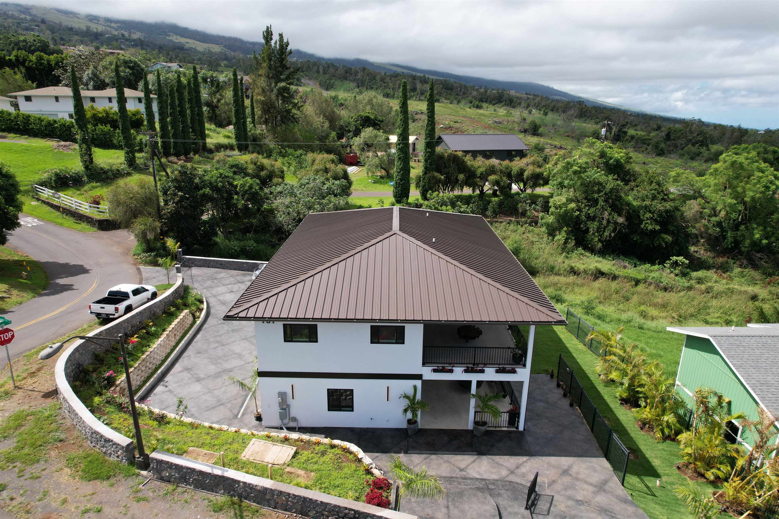 101  Elepaio Pl , Kula/Ulupalakua/Kanaio home - photo 3 of 43