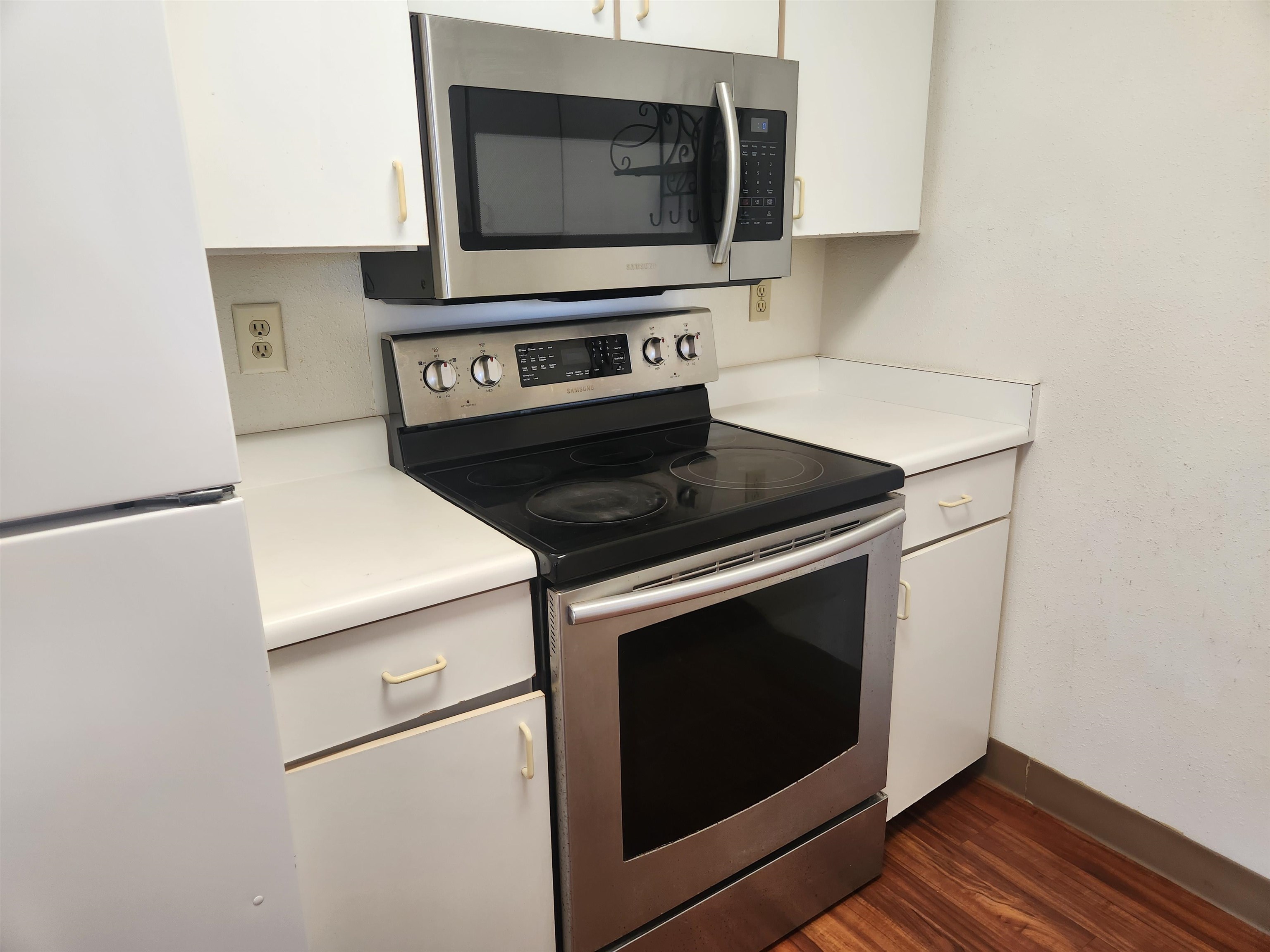 Iao Parkside II condo # 22-202, Wailuku, Hawaii - photo 4 of 15