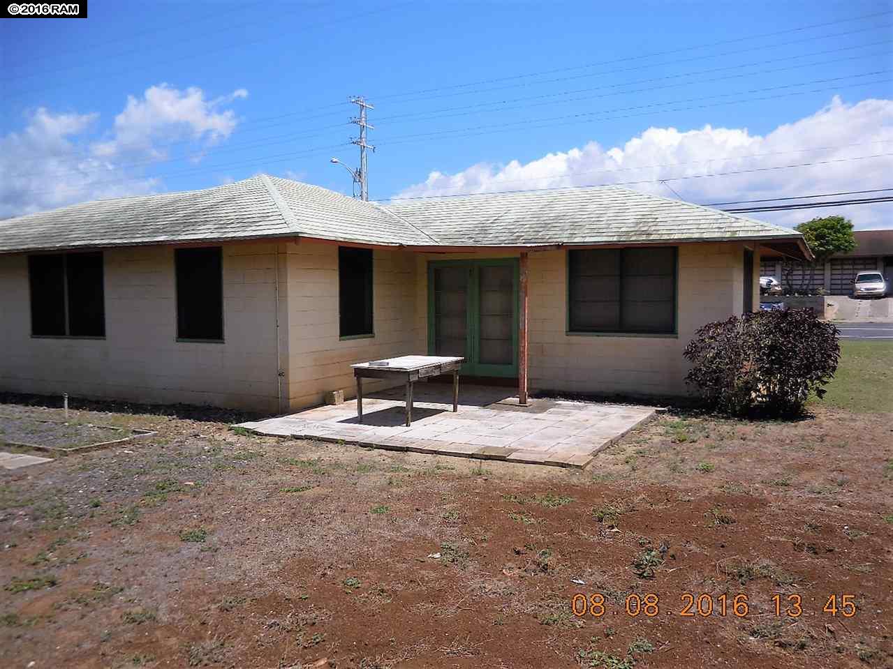 102  W Wakea Ave Kahuluiu, Kahului home - photo 5 of 23