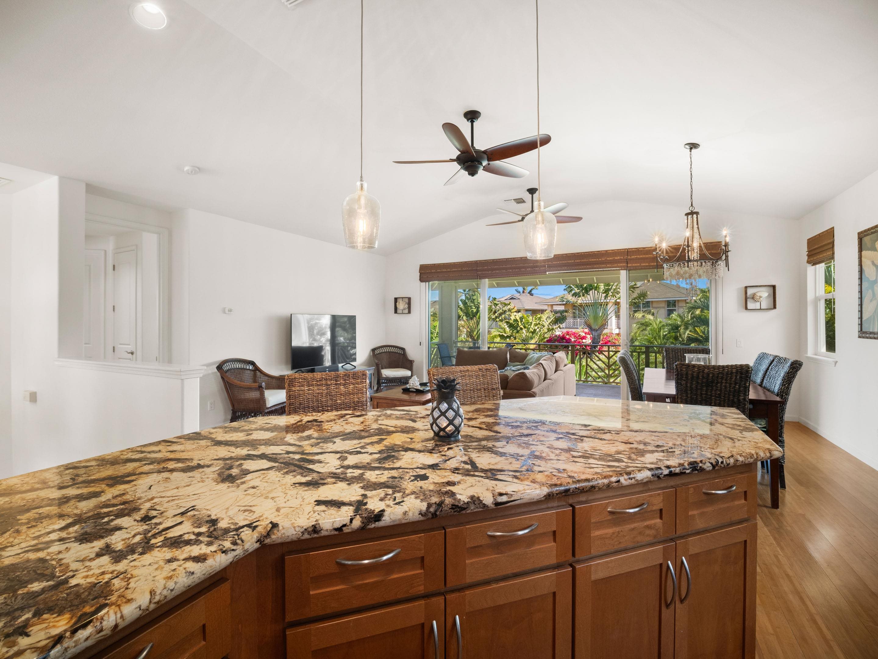 103  Moana Ave Moana Estates, Kihei home - photo 20 of 50