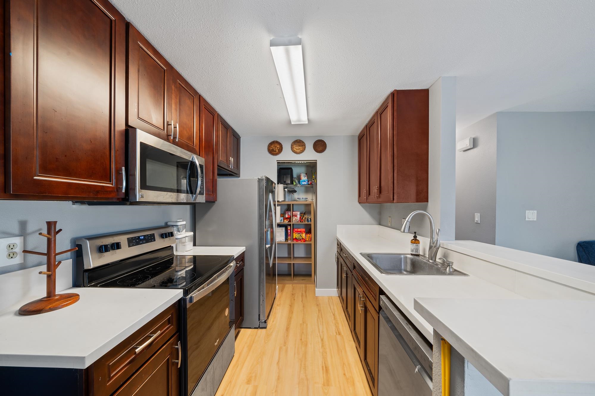 Iao Parkside II condo # 23-102, Wailuku, Hawaii - photo 4 of 33