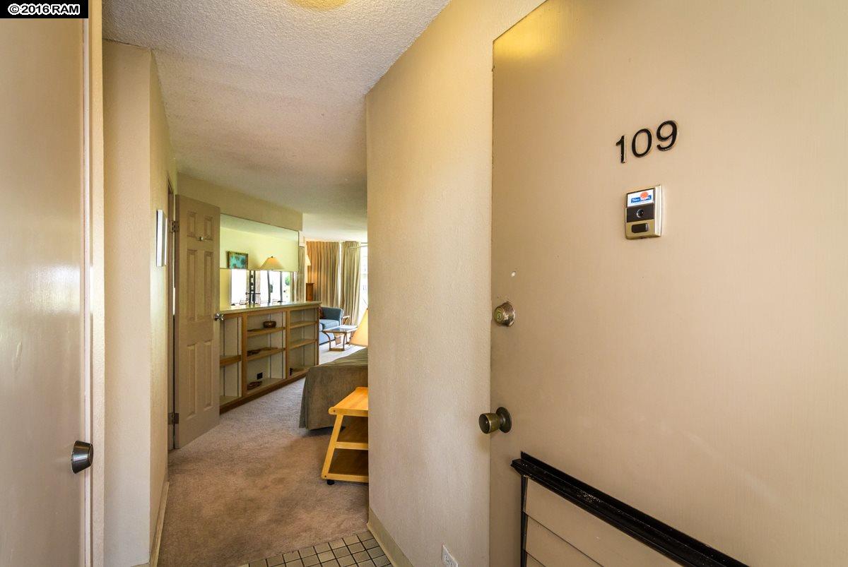 Maui Sunset condo # A109, Kihei, Hawaii - photo 4 of 30