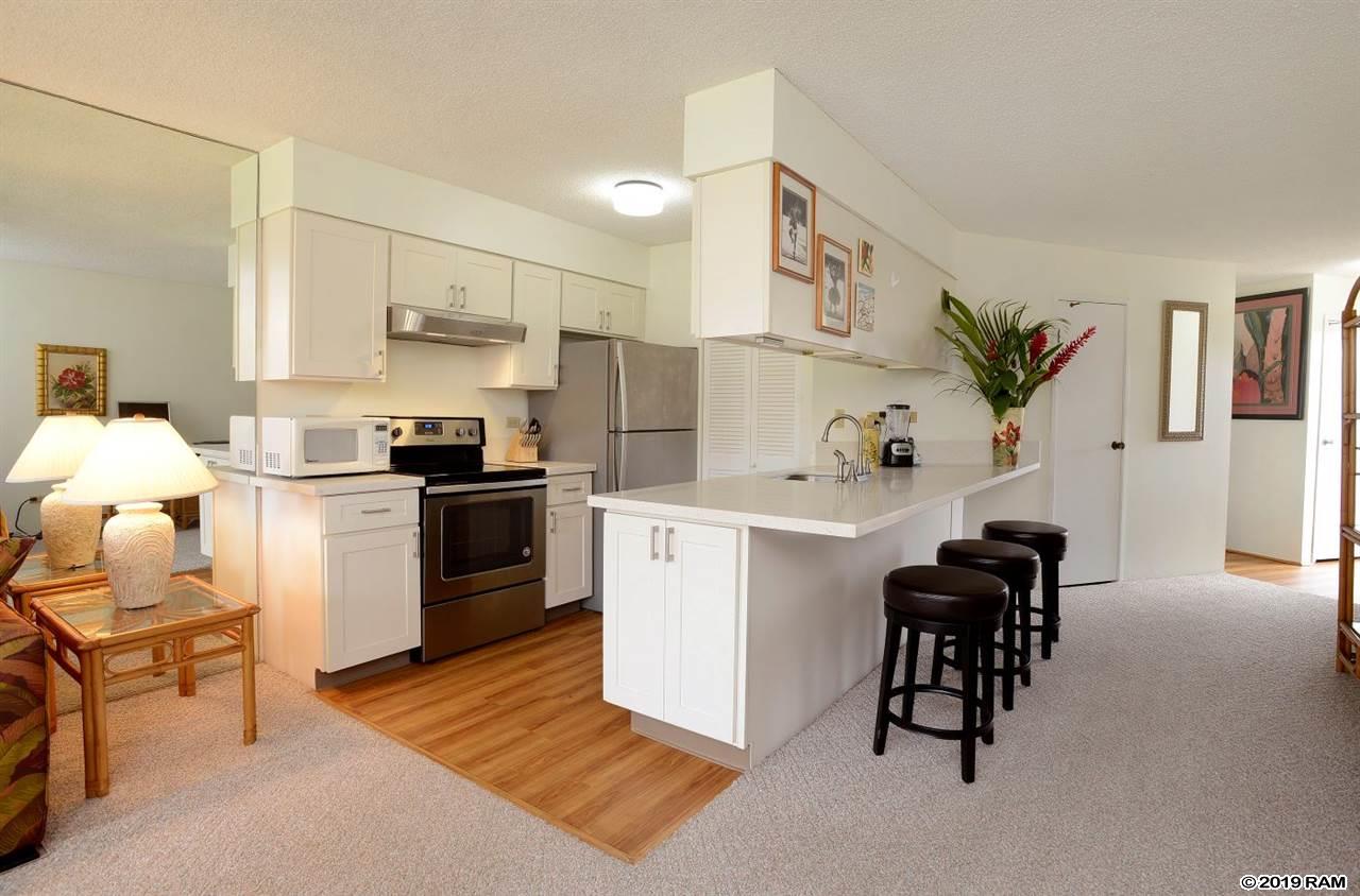Maui Sunset condo # B203, Kihei, Hawaii - photo 13 of 30
