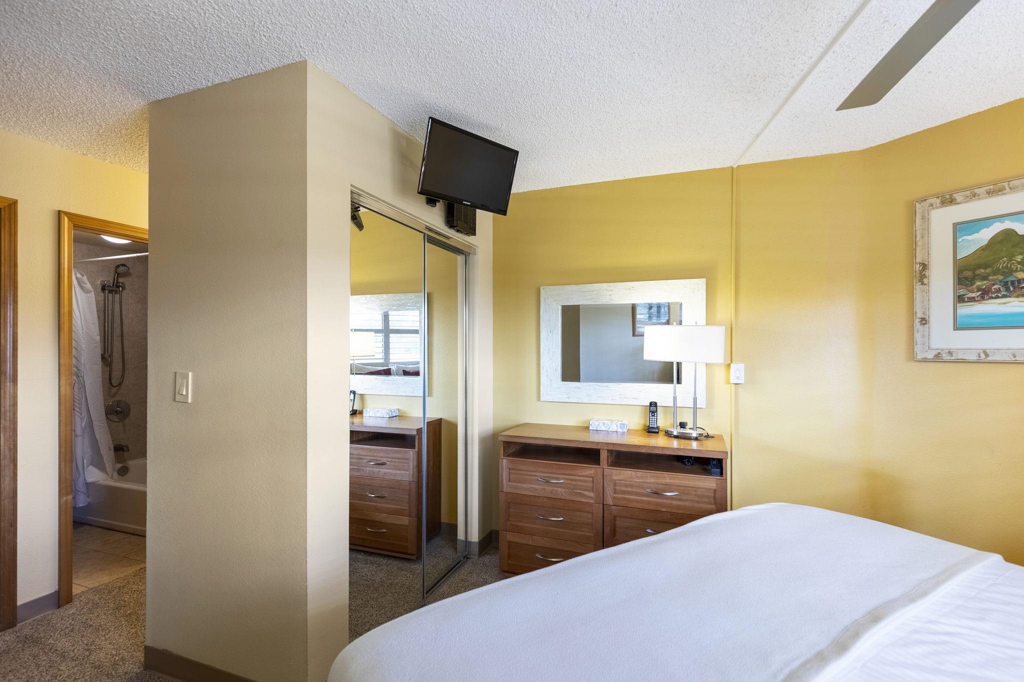 Maui Sunset condo # B217, Kihei, Hawaii - photo 11 of 27