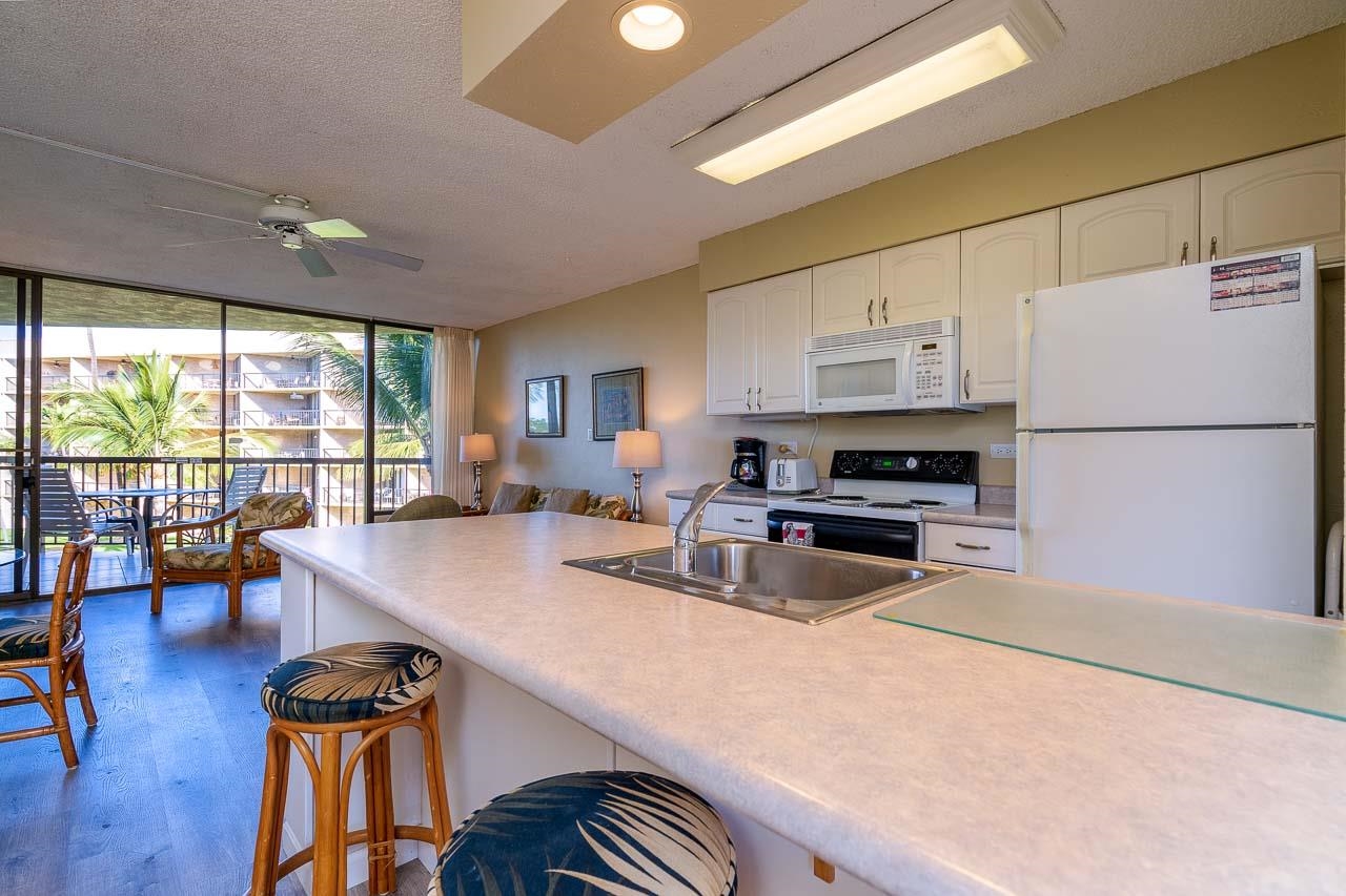 Maui Sunset condo # B303, Kihei, Hawaii - photo 3 of 25