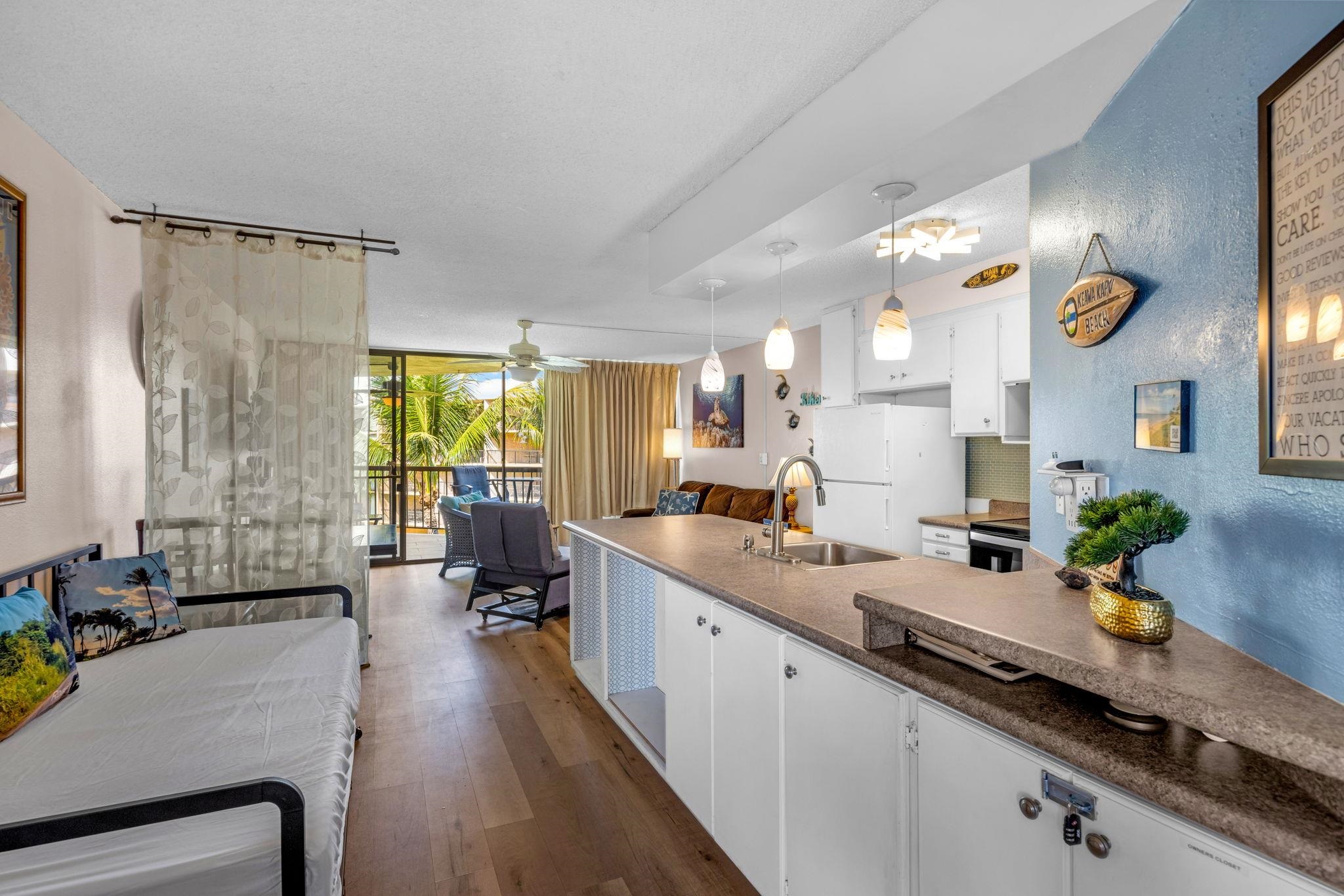 Maui Sunset condo # B402, Kihei, Hawaii - photo 6 of 43