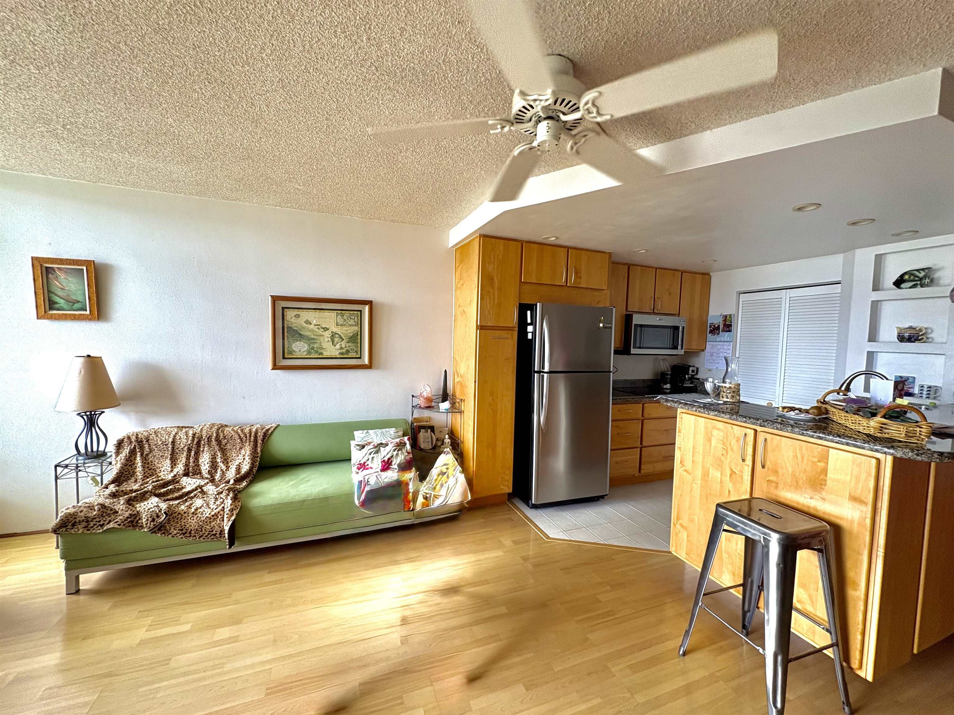 Maui Sunset condo # B411, Kihei, Hawaii - photo 4 of 34