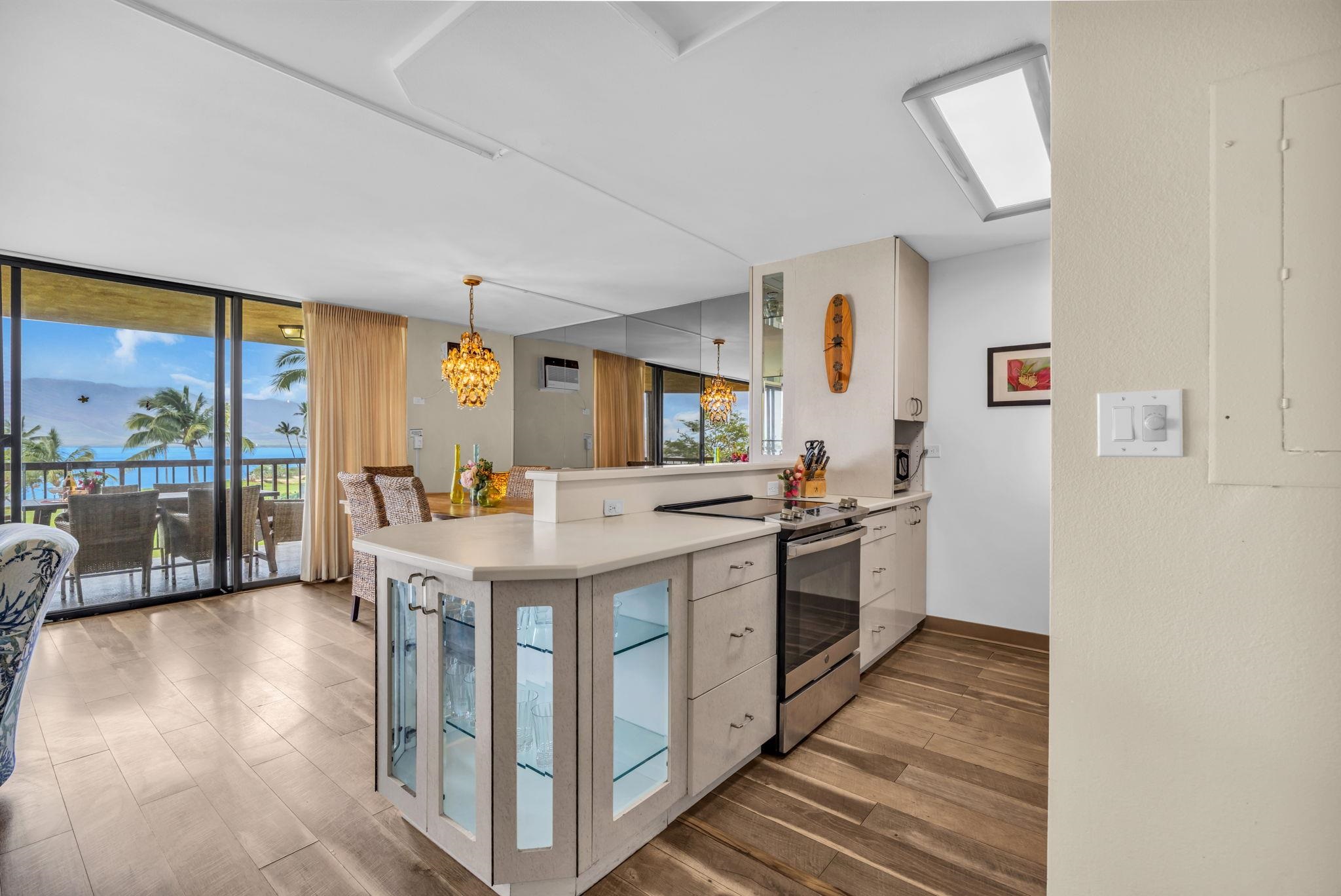 Maui Sunset condo # B423, Kihei, Hawaii - photo 18 of 36