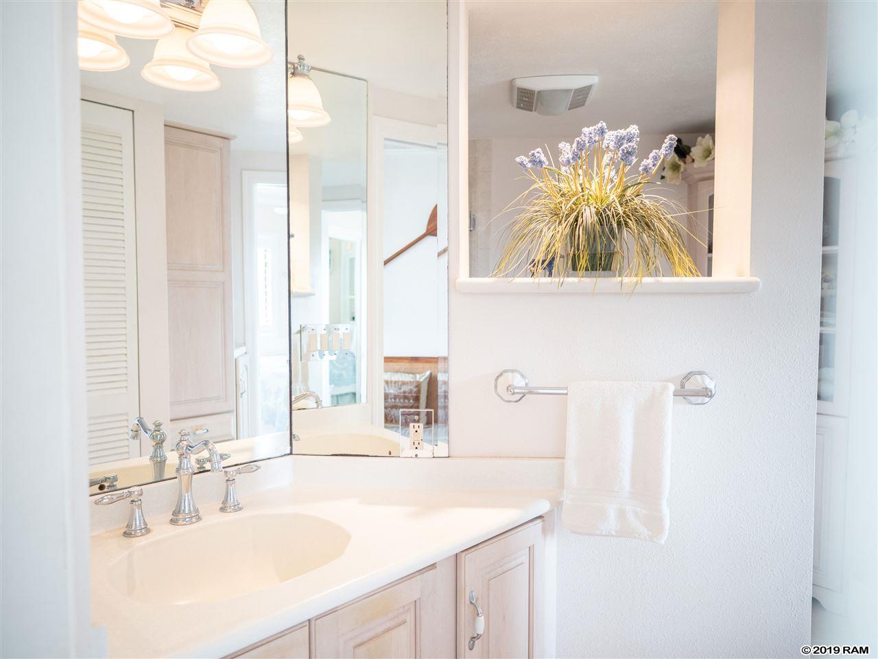 Maui Sunset condo # B505, Kihei, Hawaii - photo 9 of 30