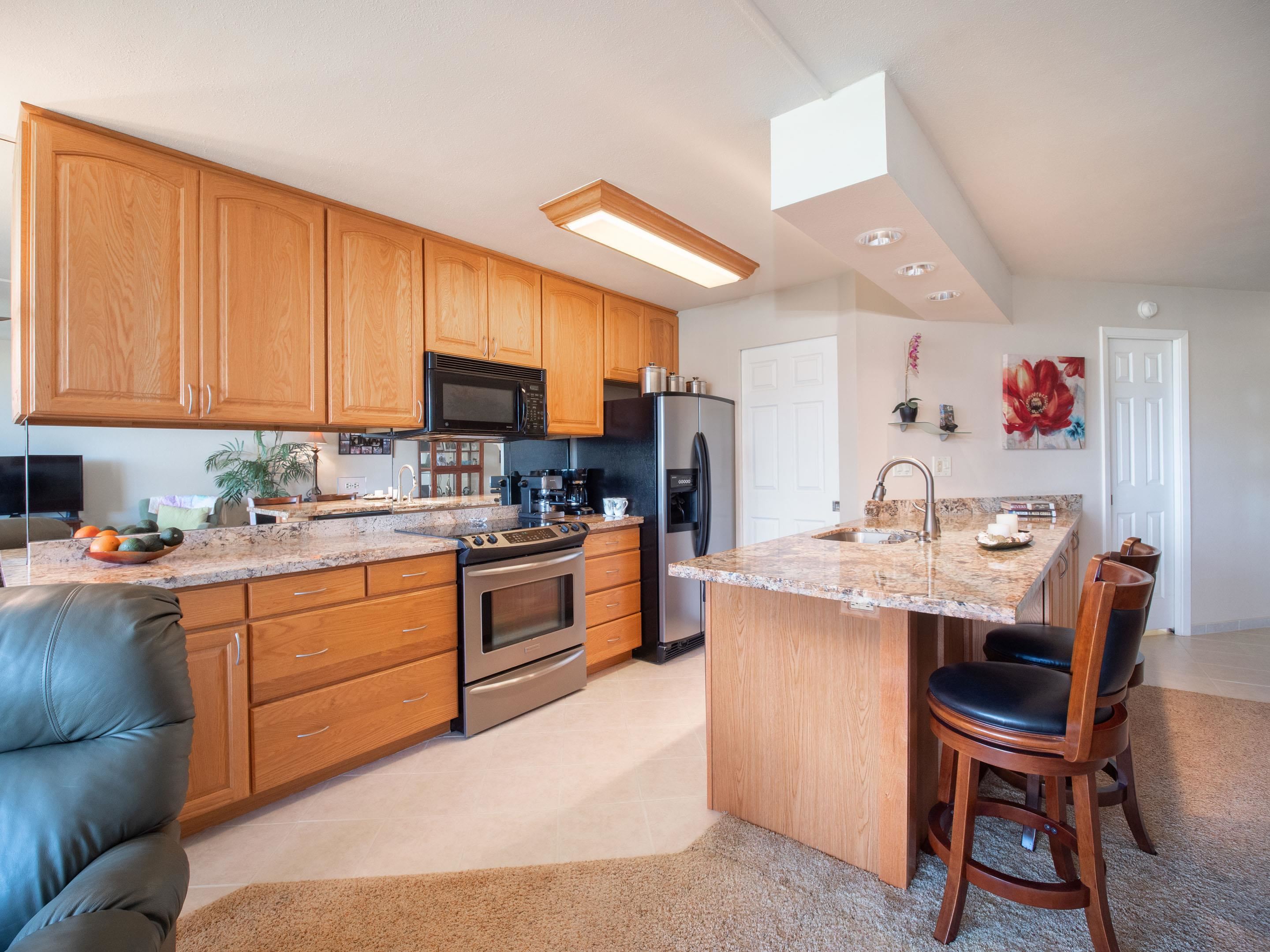 Maui Sunset condo # B511, Kihei, Hawaii - photo 4 of 30