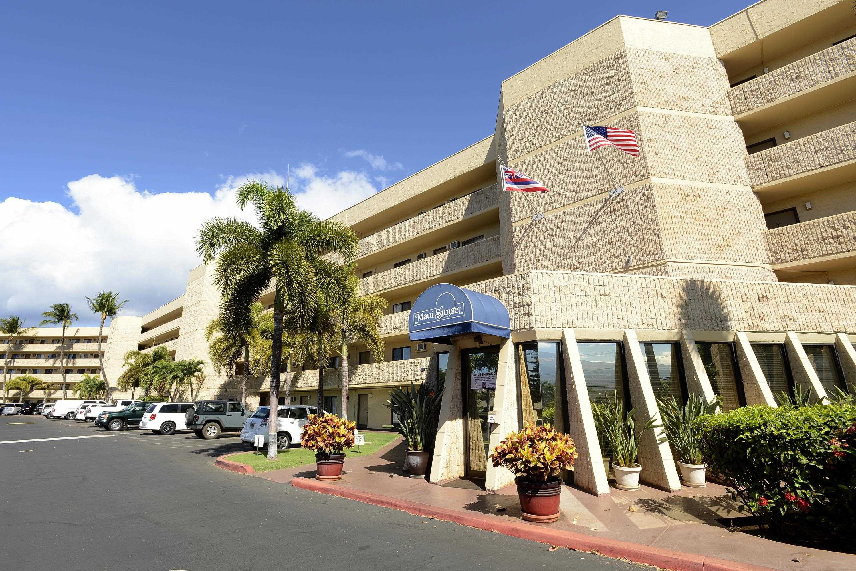 Maui Sunset condo # B516, Kihei, Hawaii - photo 27 of 30