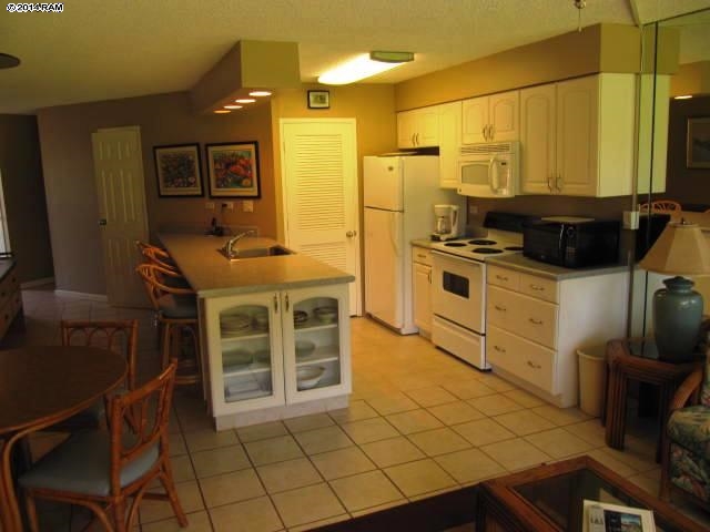 Maui Sunset condo # A102, Kihei, Hawaii - photo 8 of 12