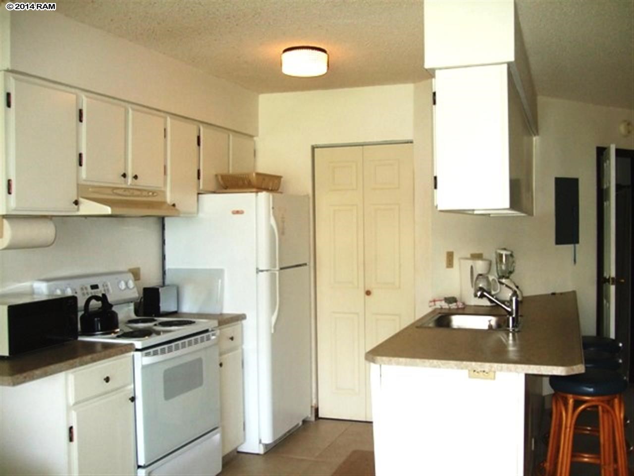 Maui Sunset condo # B-302, Kihei, Hawaii - photo 16 of 30