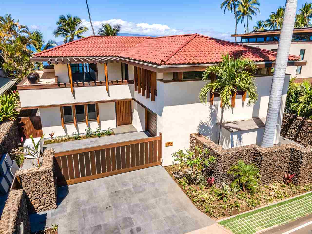 1033  Front St Lahaina Town, Lahaina home - photo 3 of 30