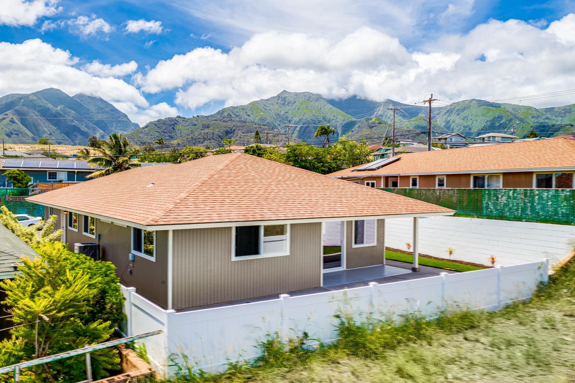 1036  Kuhio Pl , Wailuku home - photo 41 of 45