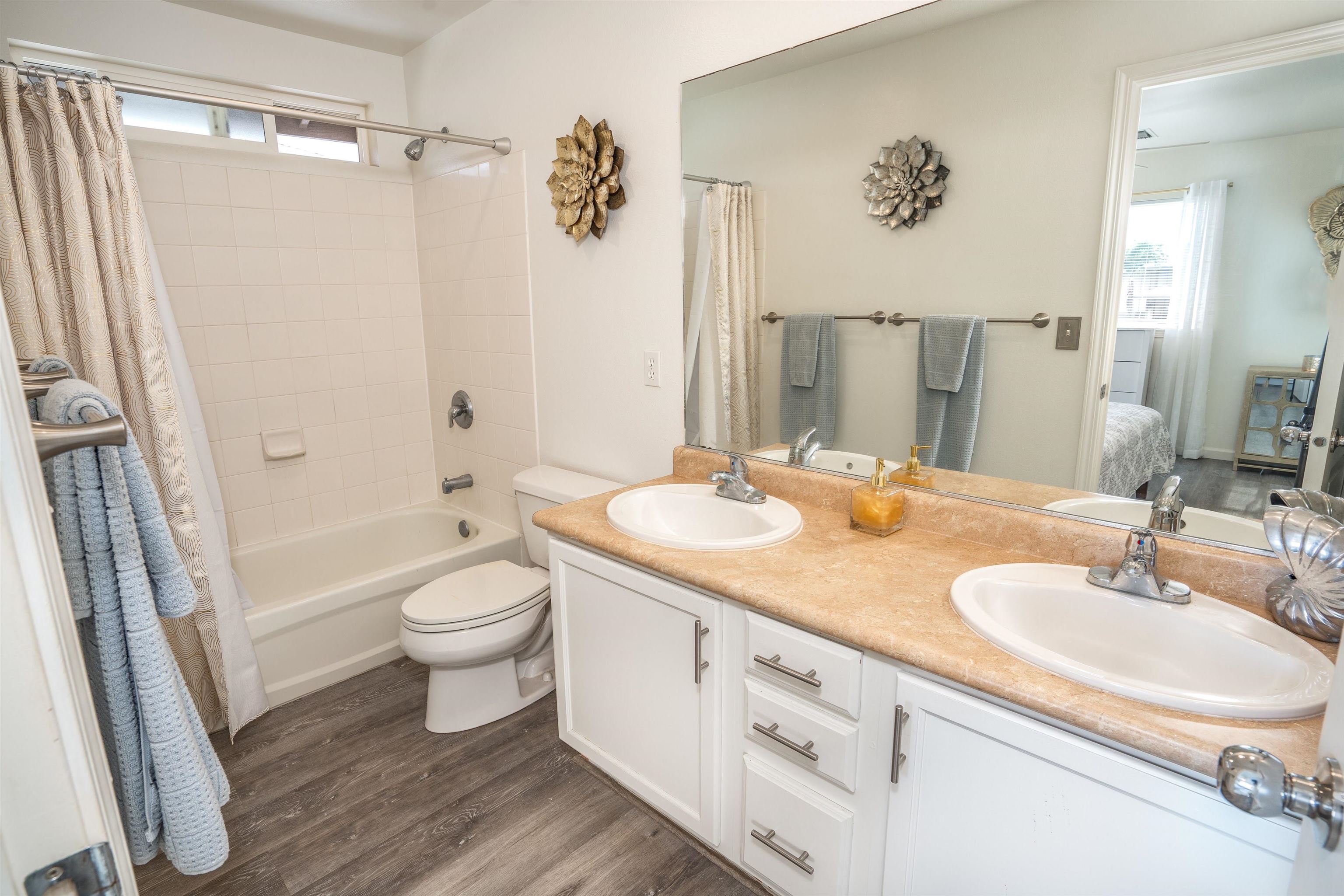 104  Kamahao Cir , Wailuku home - photo 3 of 38