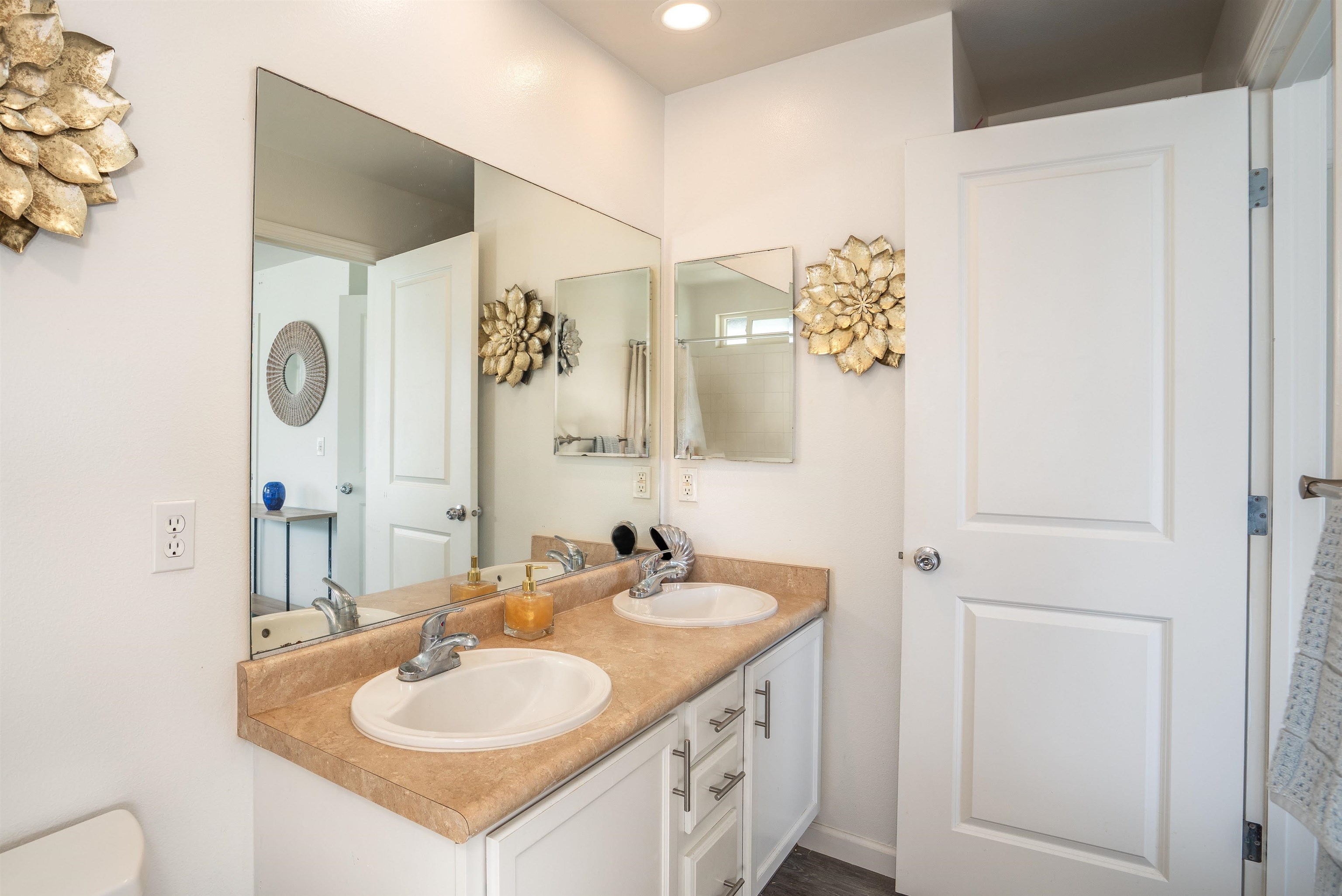 104  Kamahao Cir , Wailuku home - photo 4 of 38