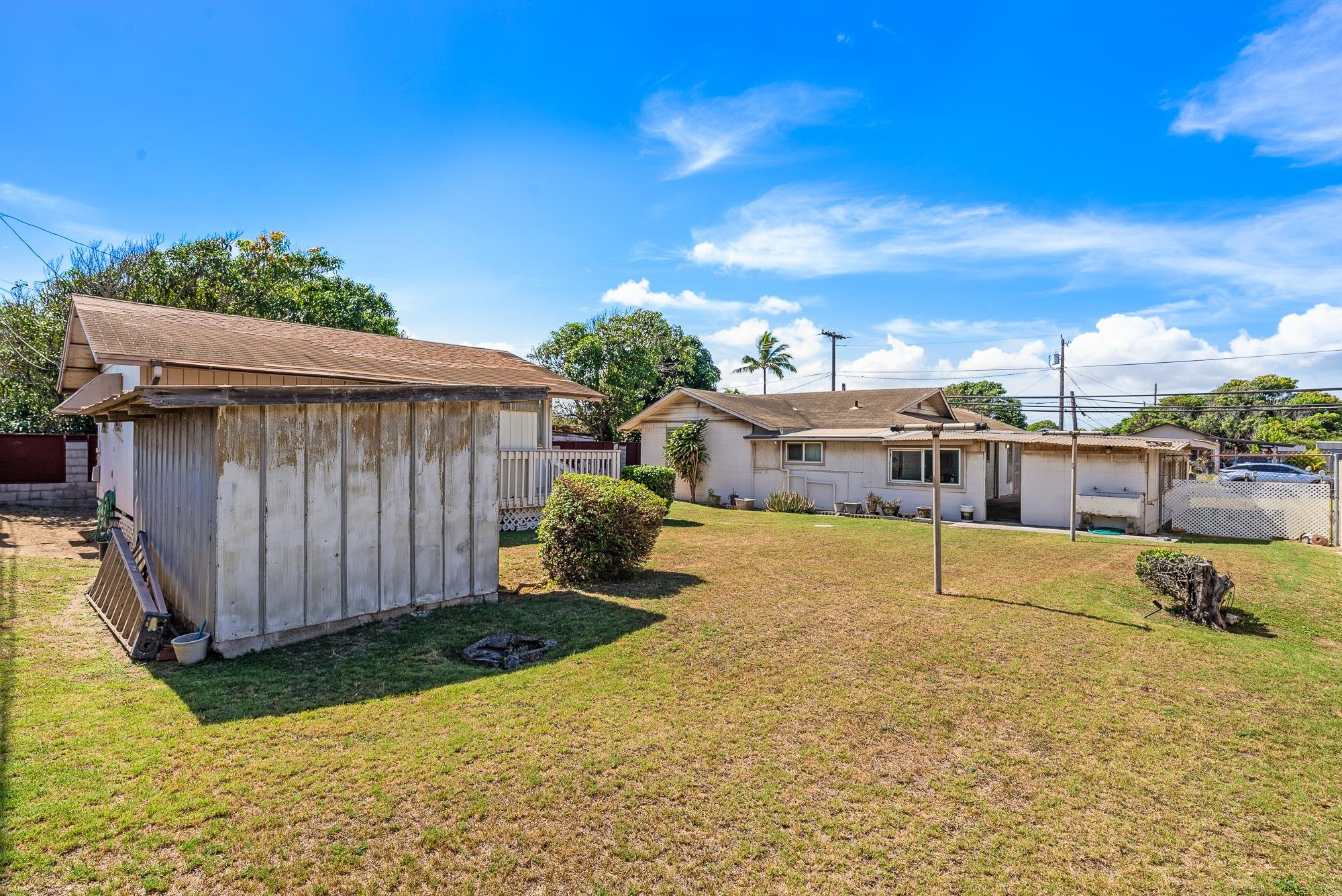 104  Kauai St , Kahului home - photo 5 of 34
