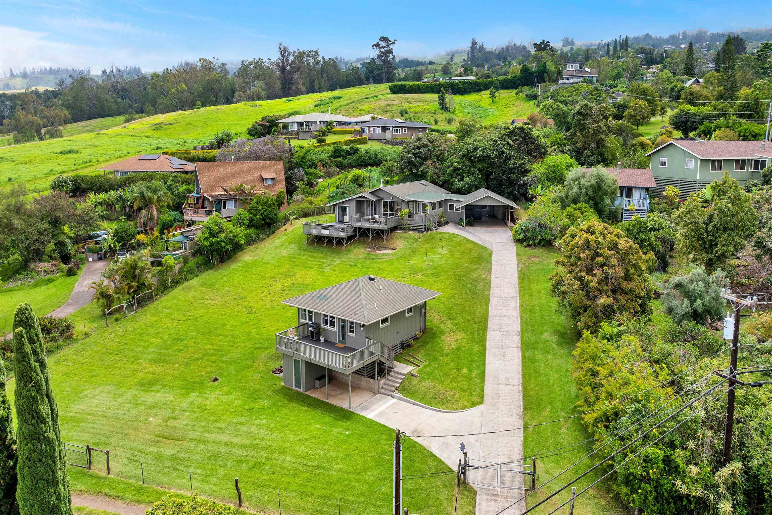 1041  Lower Kimo Rd , Kula/Ulupalakua/Kanaio home - photo 2 of 50