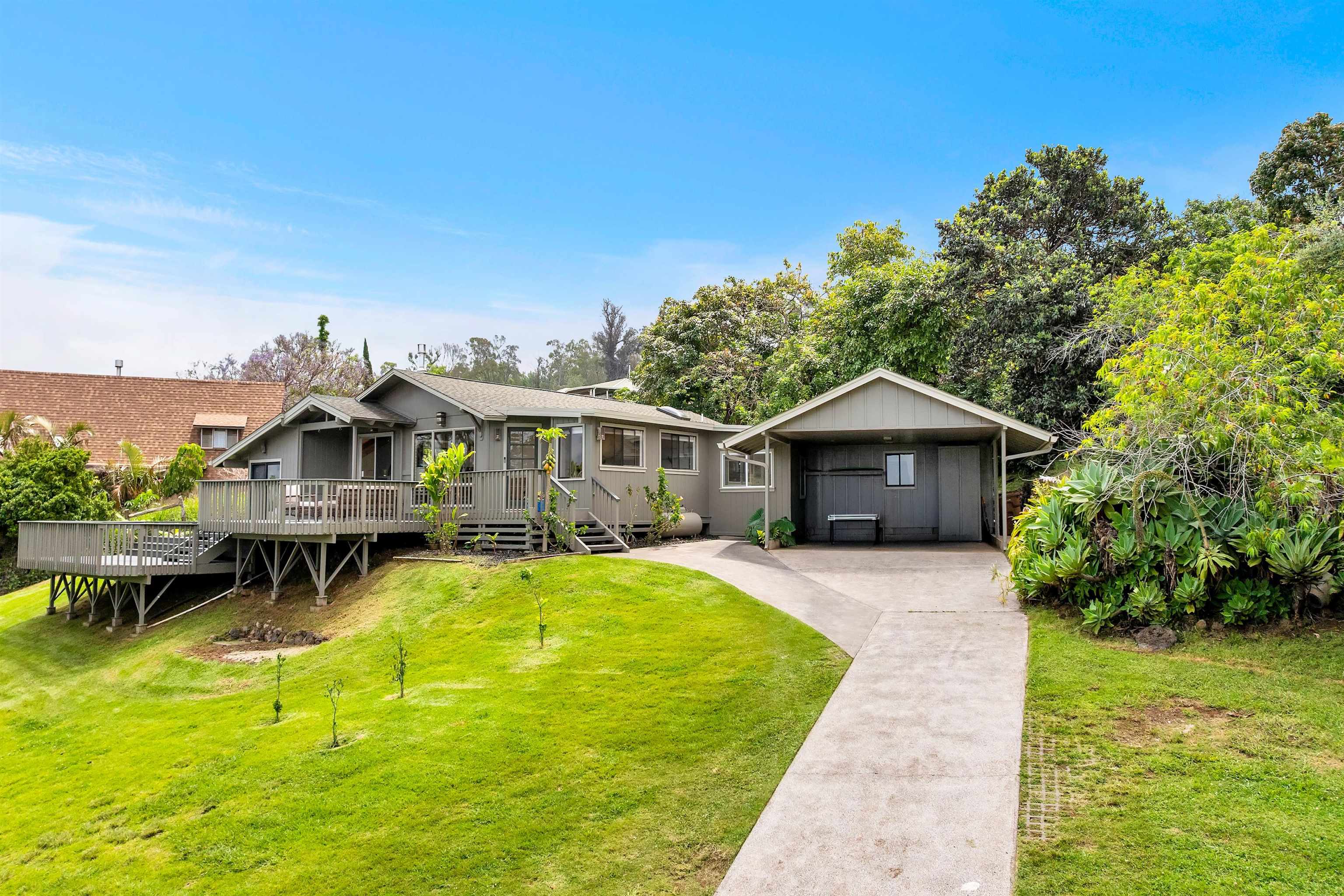 1041  Lower Kimo Rd , Kula/Ulupalakua/Kanaio home - photo 3 of 50