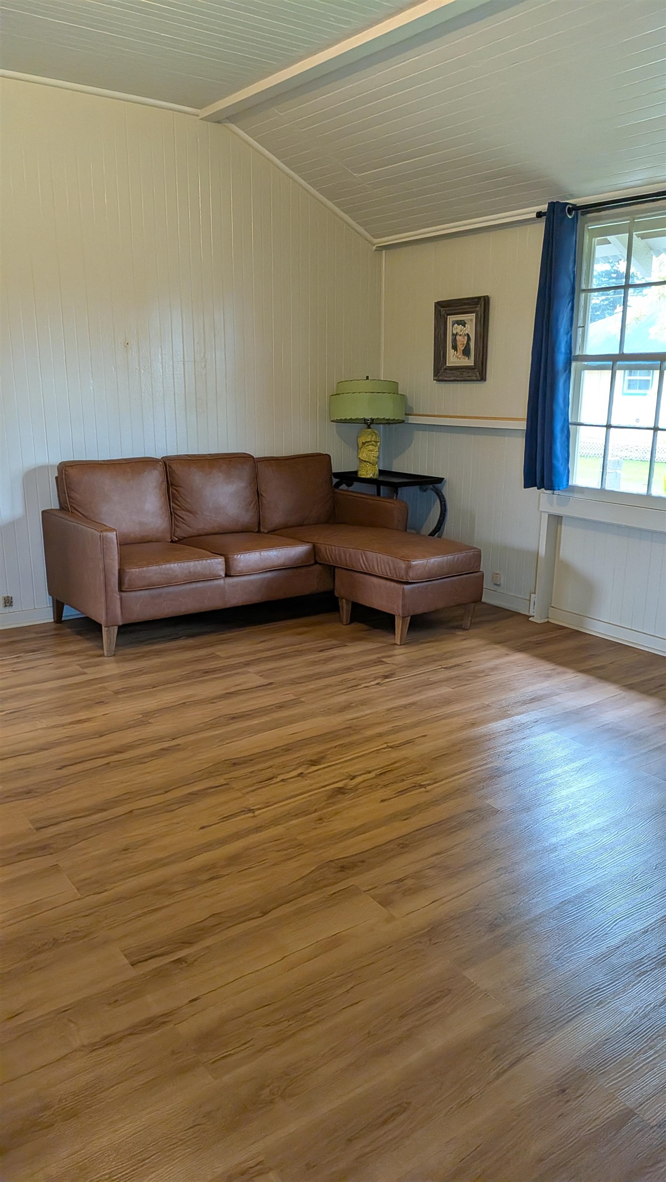 1046  Houston St , Lanai home - photo 2 of 11