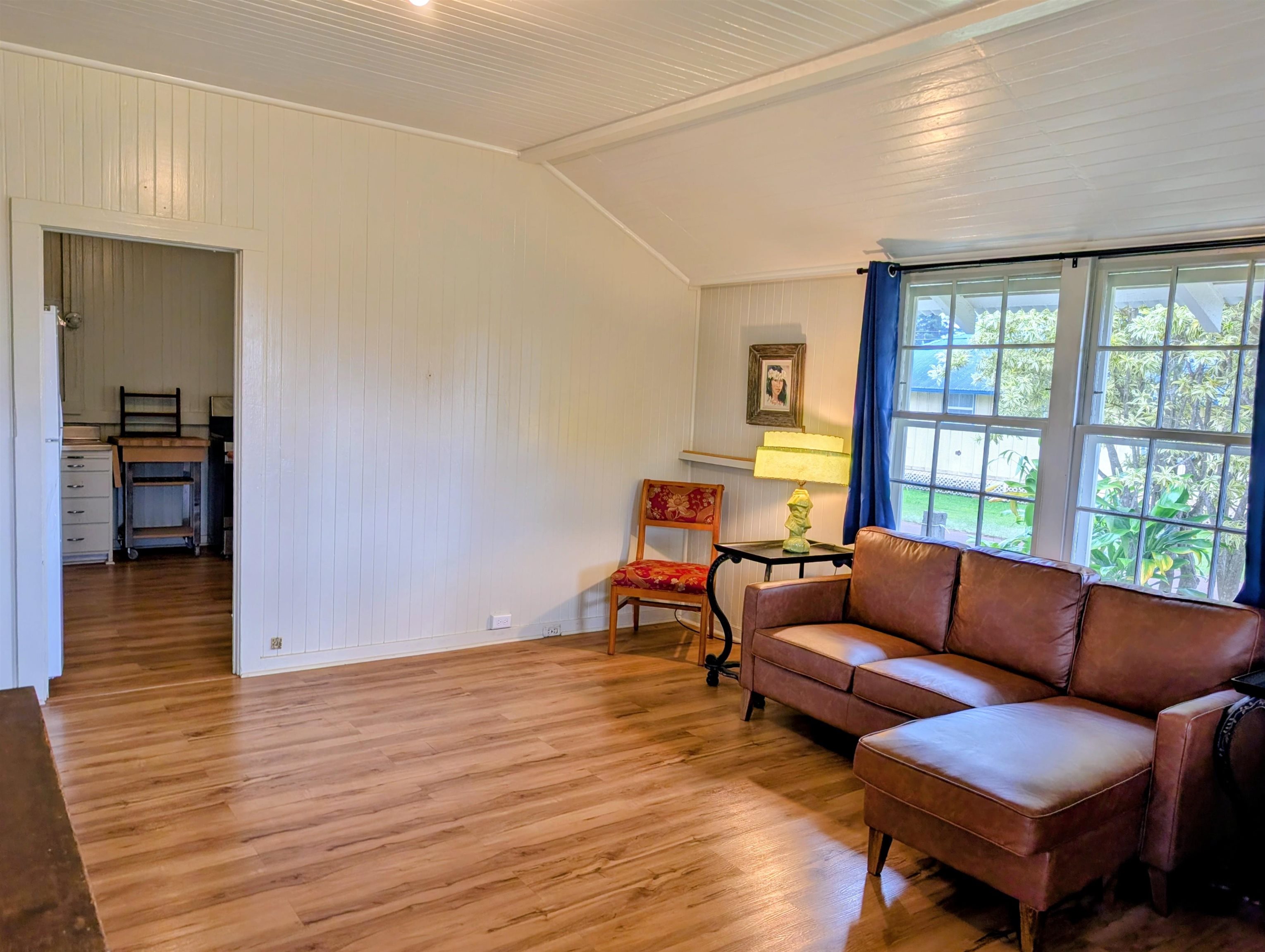 1046  Houston St , Lanai home - photo 3 of 9
