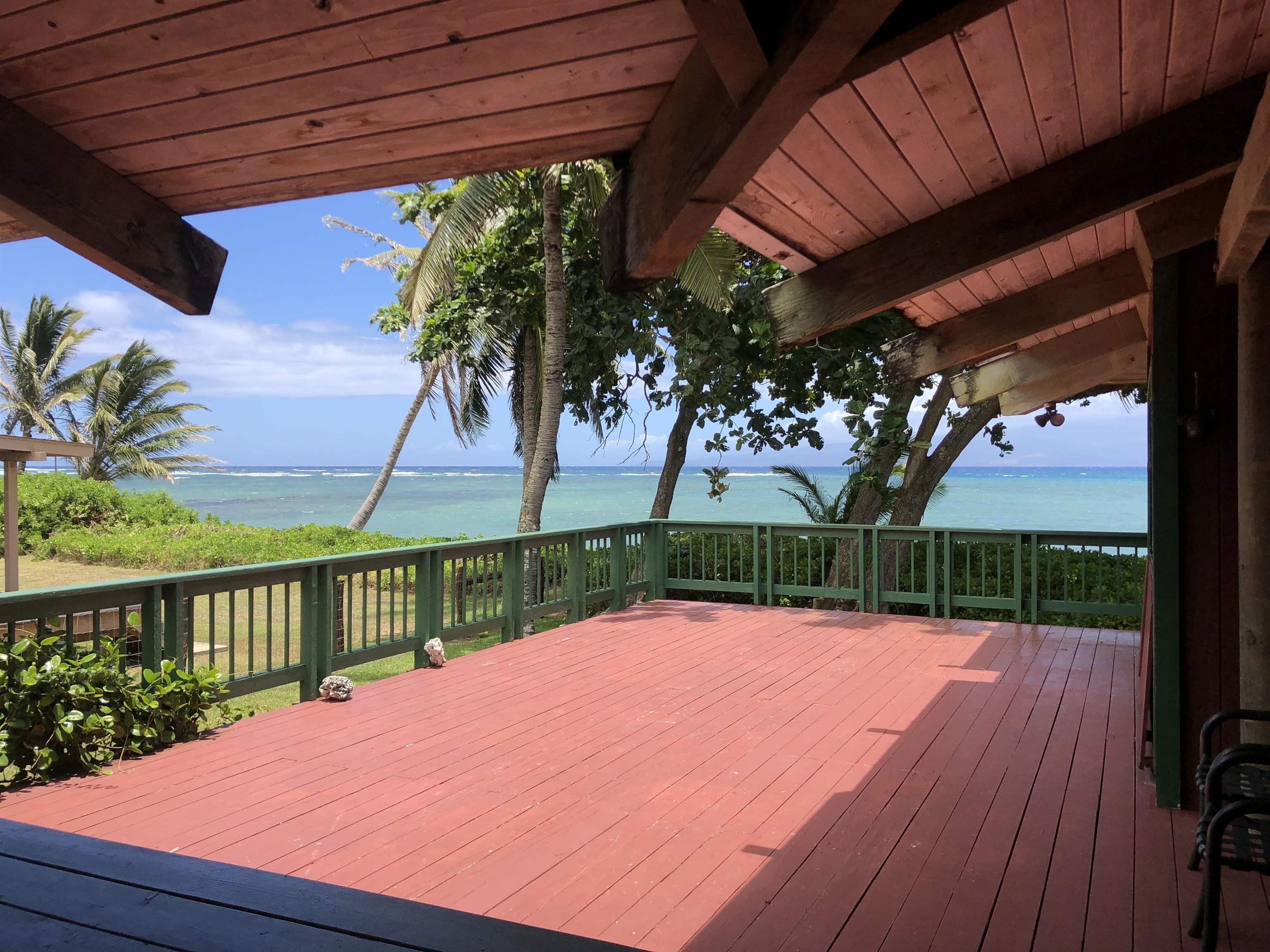 10464  Kamehameha V Hwy Waialua,  home - photo 1 of 10