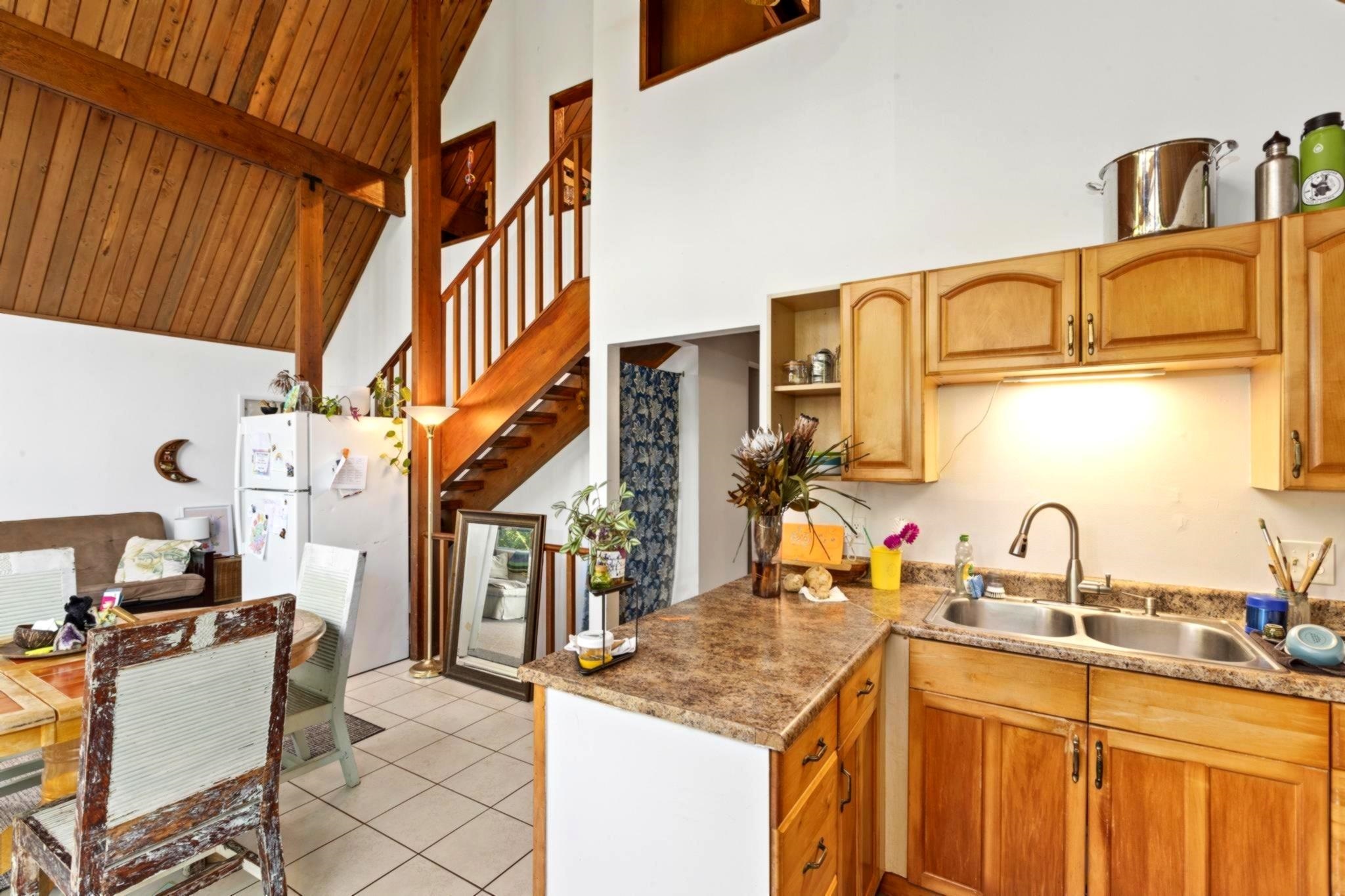 105  Kuiaha Rd , Haiku home - photo 6 of 24