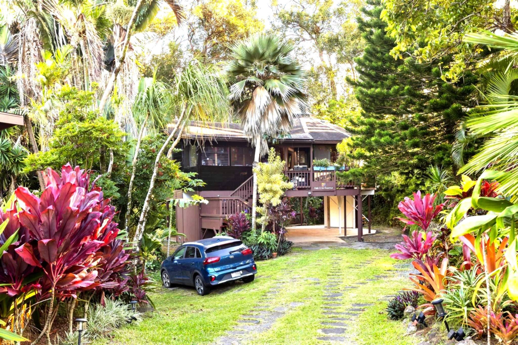 105  Kuiaha Rd , Haiku home - photo 9 of 24