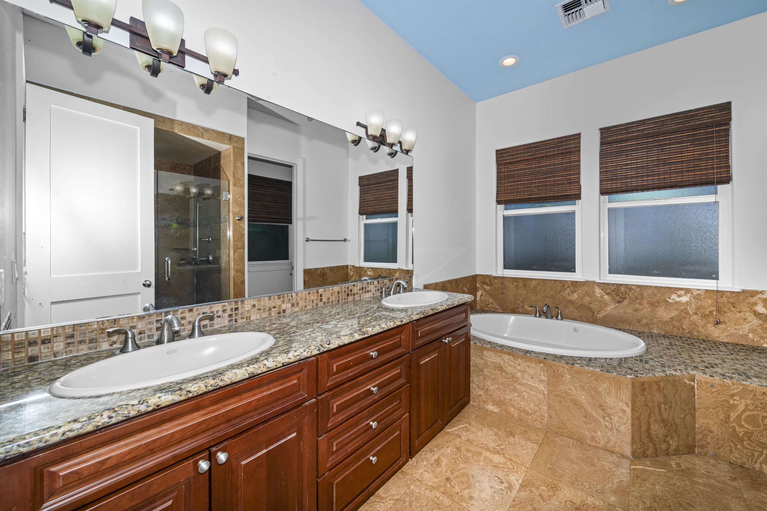 1050  Kapukaulua Pl Spreckelsville, Spreckelsville/Paia/Kuau home - photo 28 of 42