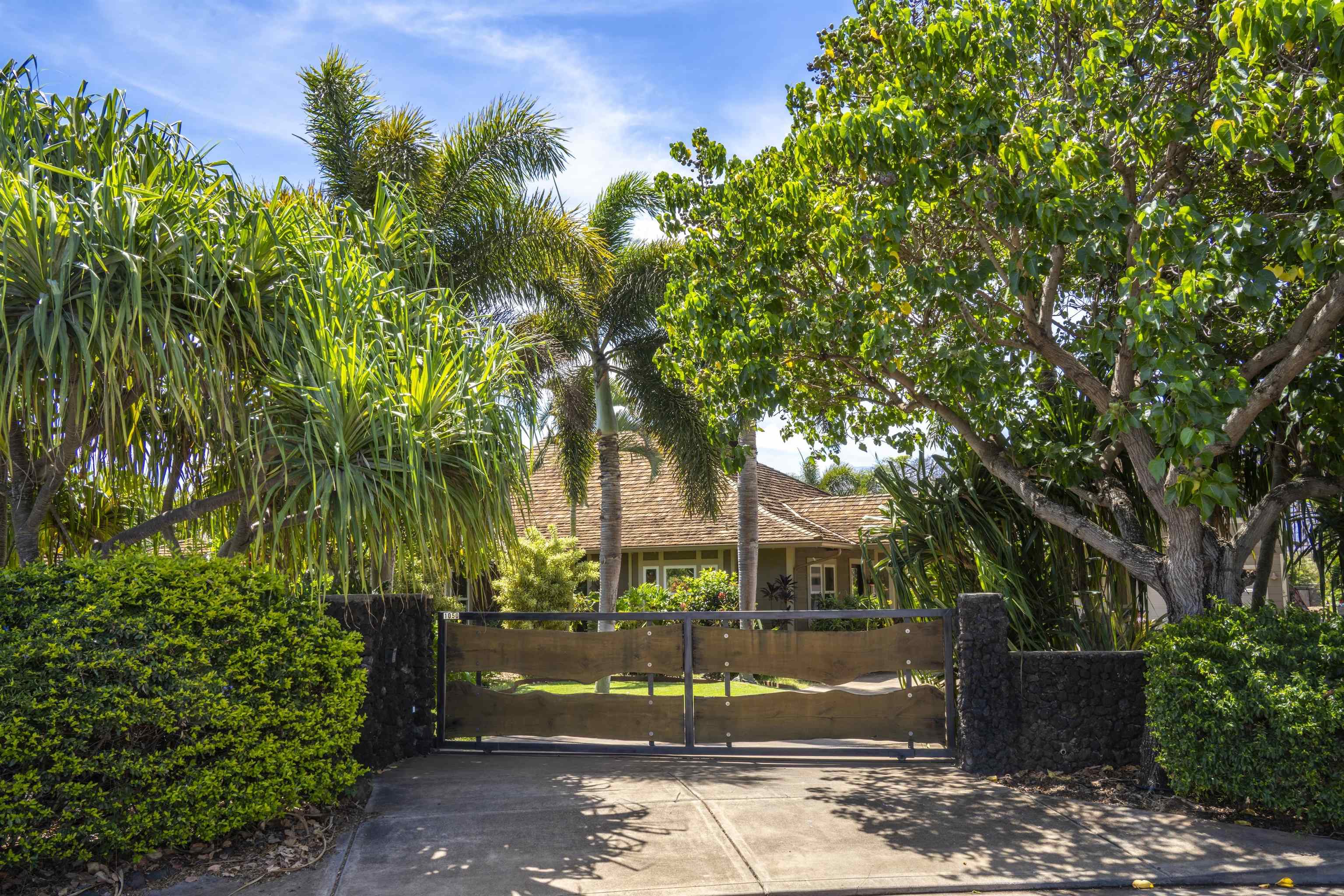 1050  Kapukaulua Pl Spreckelsville, Spreckelsville/Paia/Kuau home - photo 9 of 42