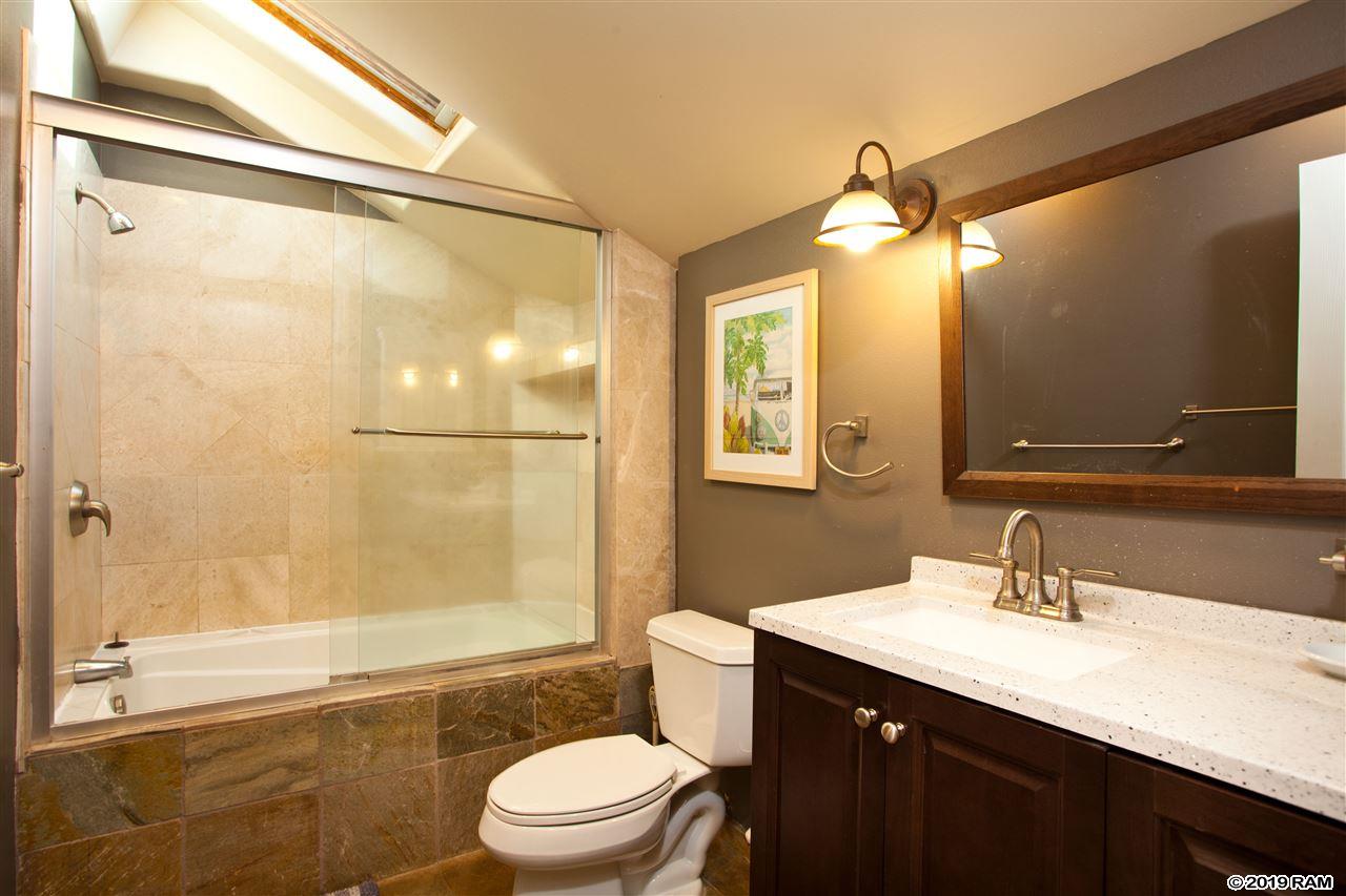 1051  Front St , Lahaina home - photo 18 of 30