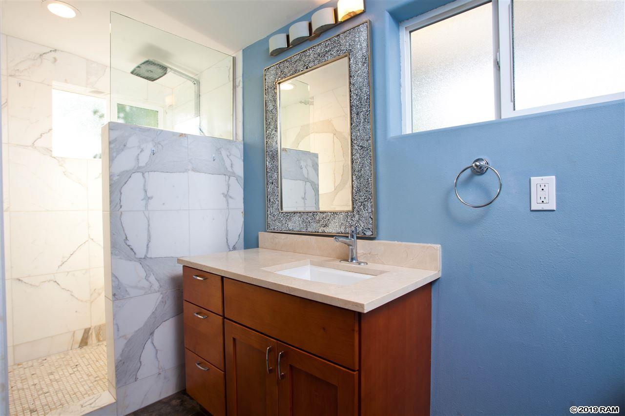 1051  Front St , Lahaina home - photo 22 of 30