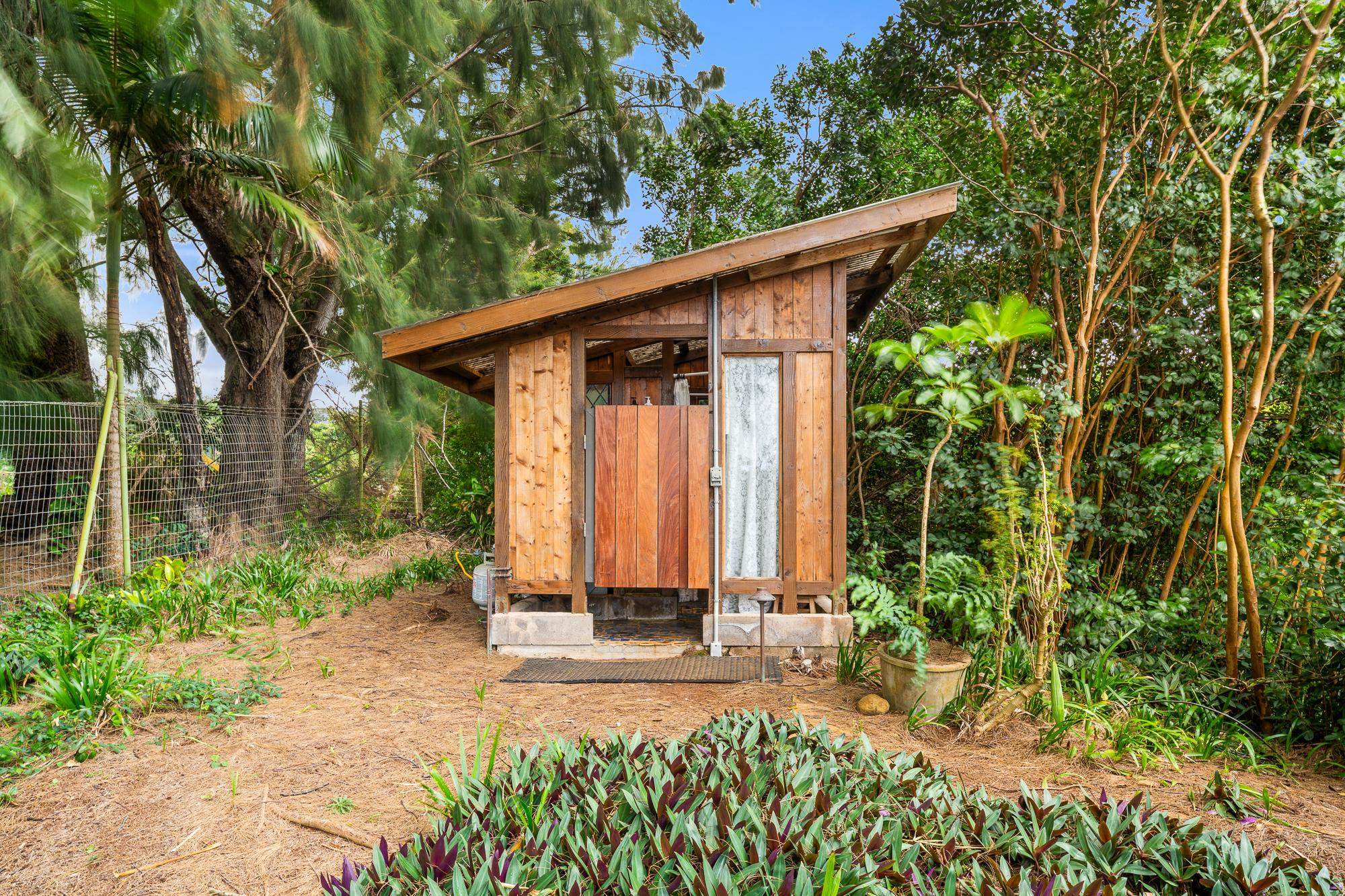 1055  Kaupakalua Rd , Haiku home - photo 15 of 46