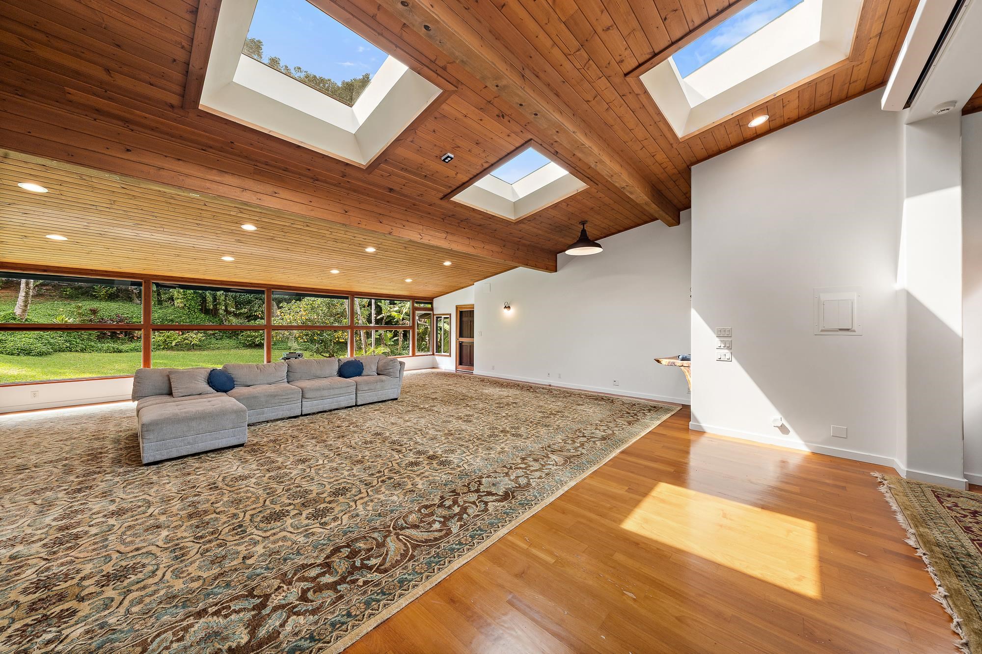 1055  Kaupakalua Rd , Haiku home - photo 16 of 46