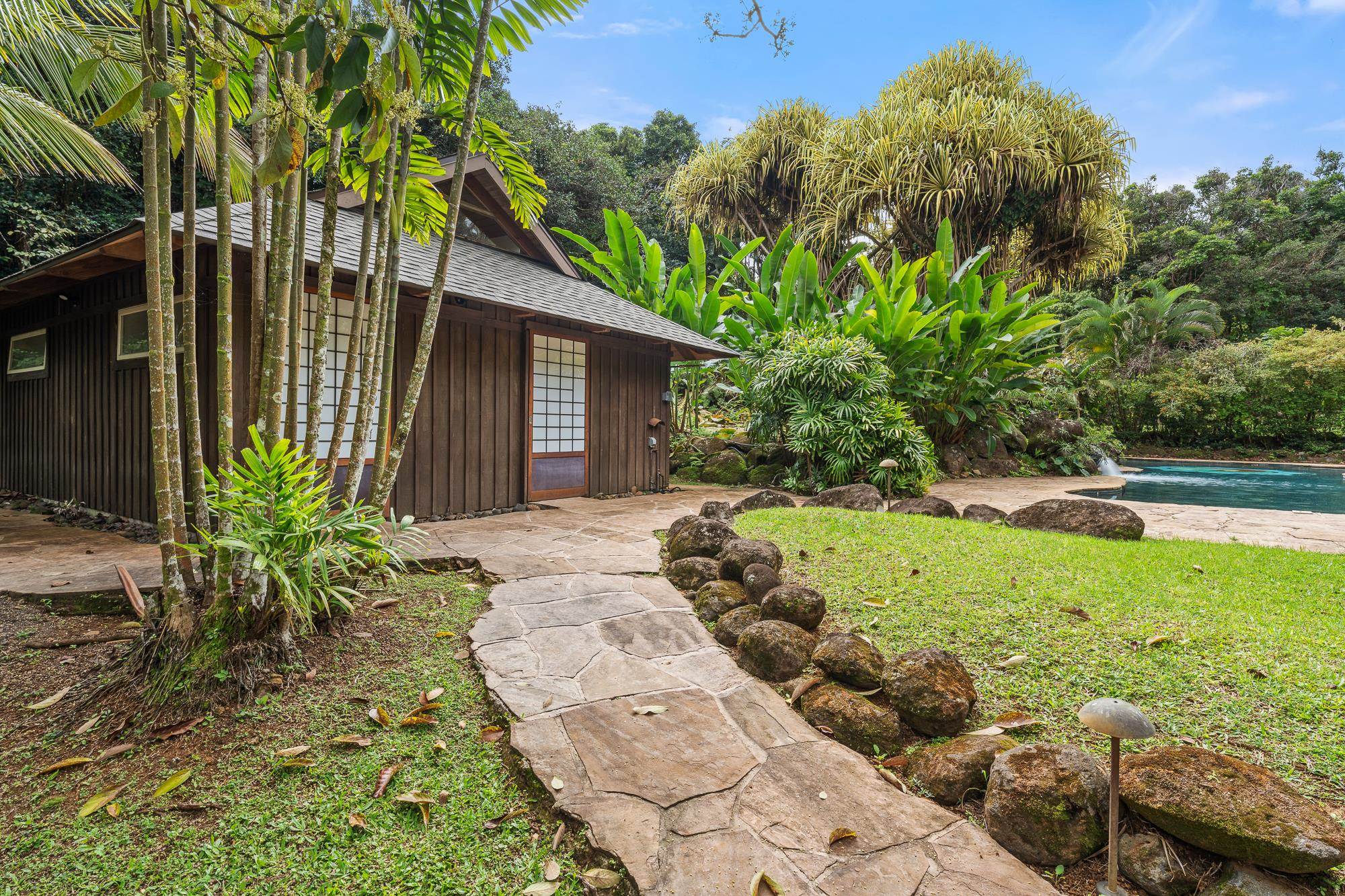 1055  Kaupakalua Rd , Haiku home - photo 41 of 46