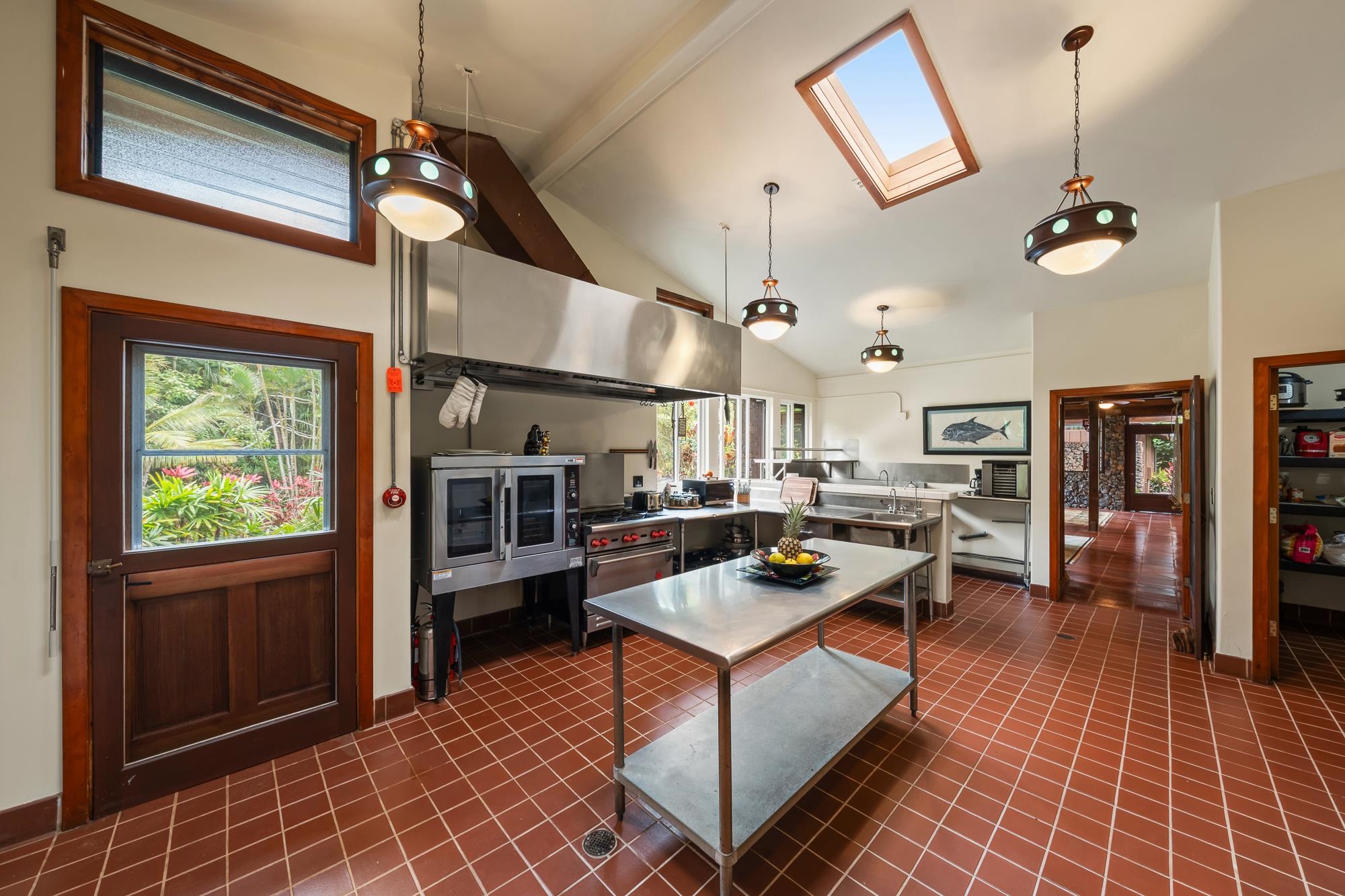 1055  Kaupakalua Rd , Haiku home - photo 6 of 46