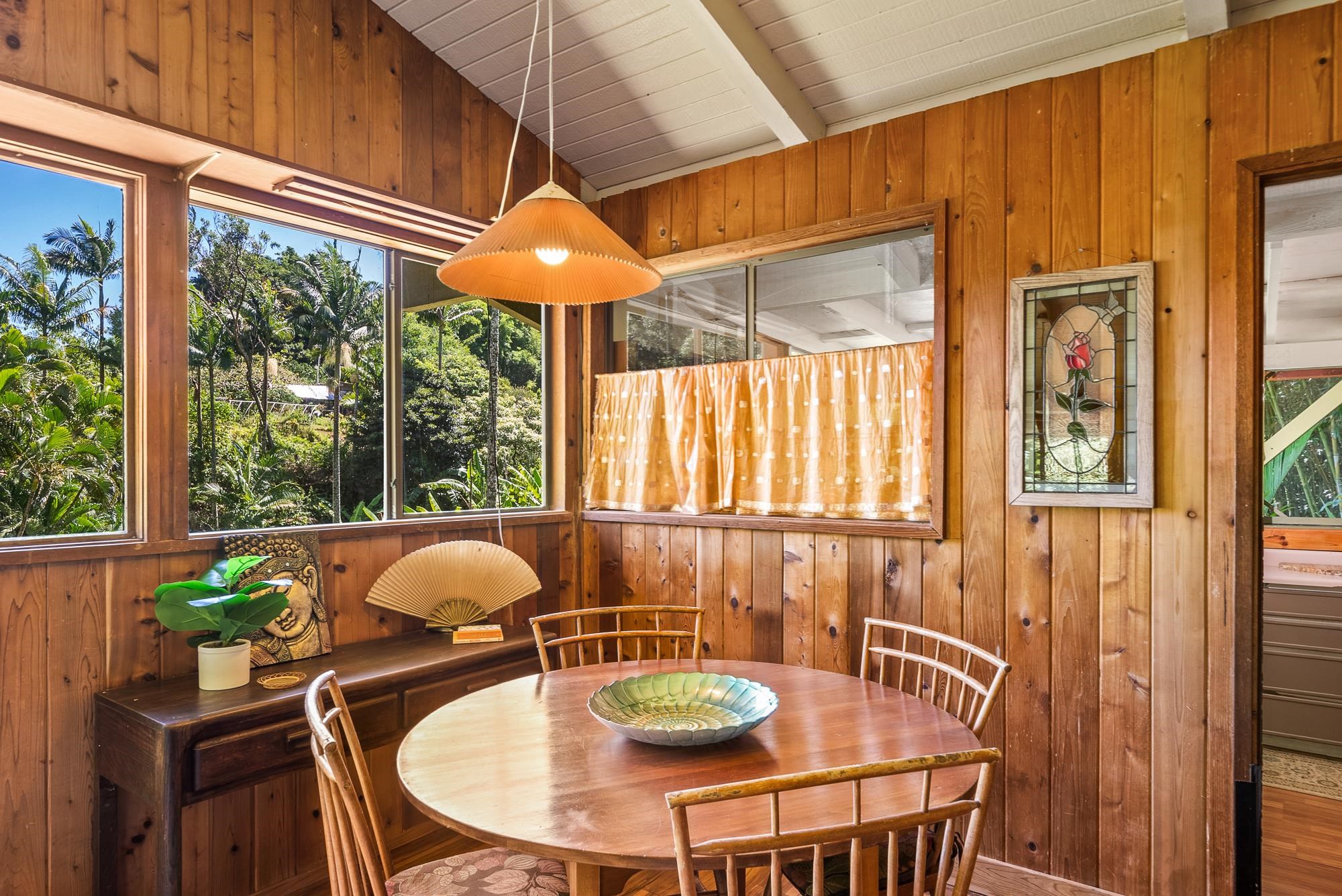 106  Hikiau Rd , Haiku home - photo 5 of 41