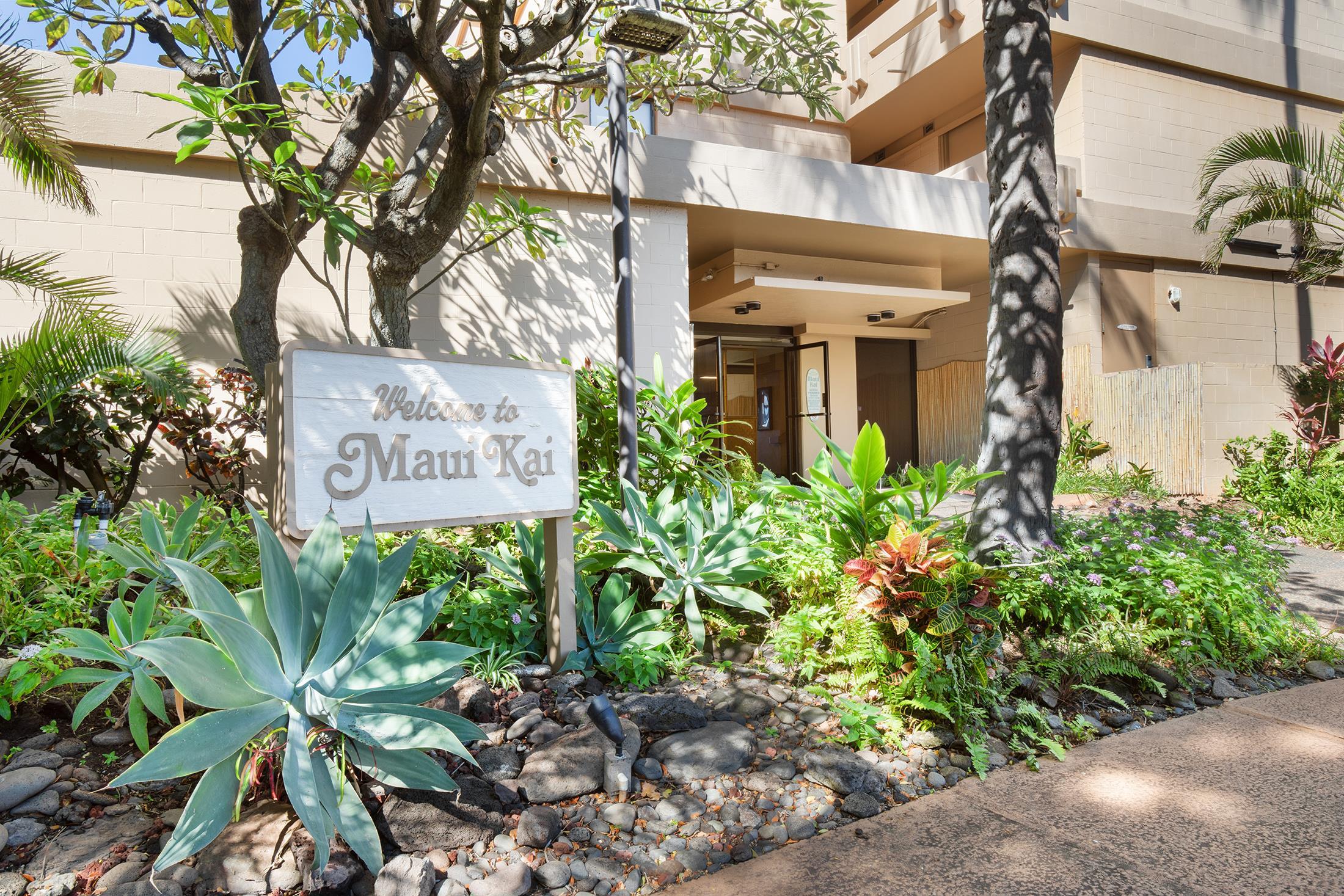 Maui Kai condo # 1002, Lahaina, Hawaii - photo 26 of 27