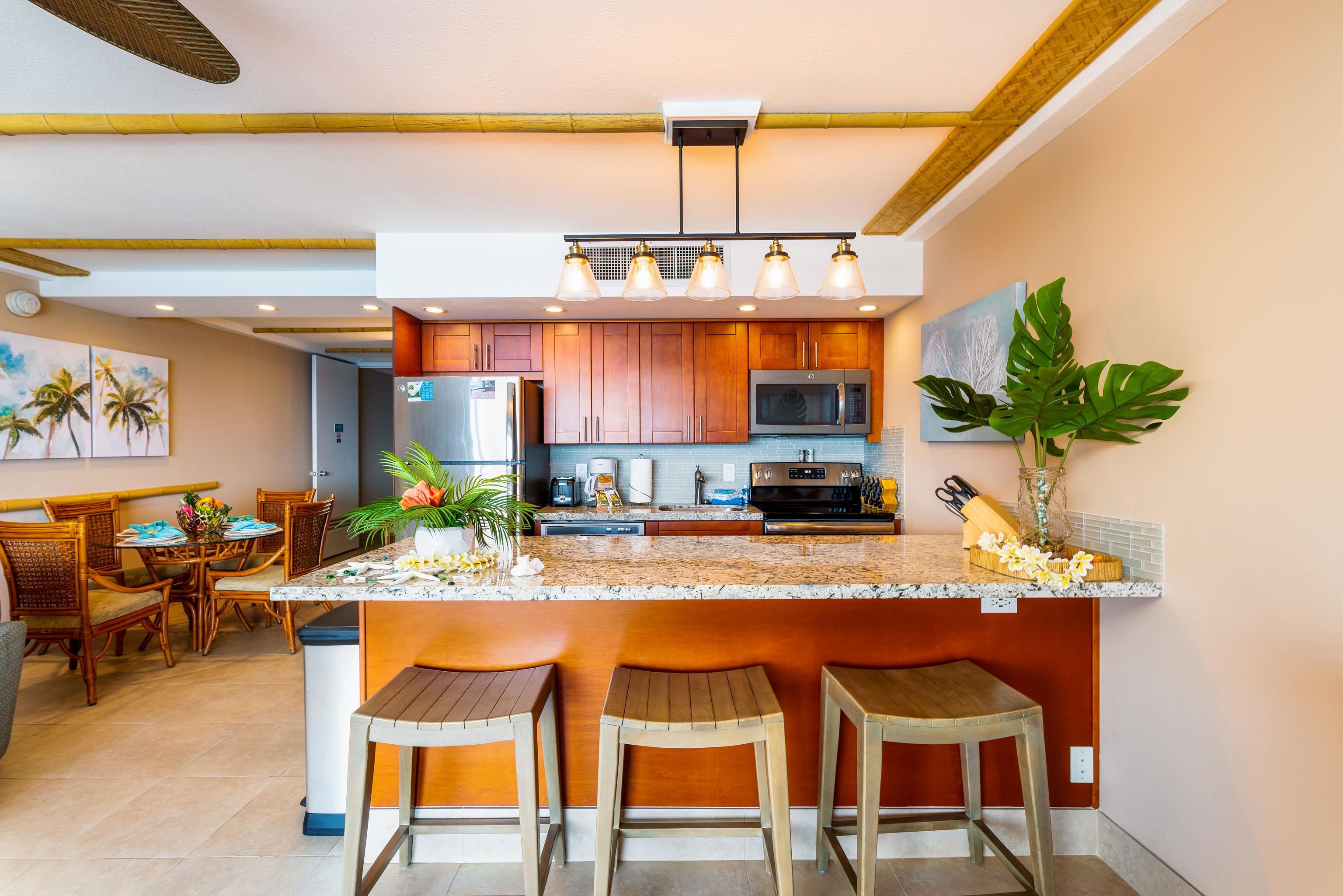 Maui Kai condo # 1005, Lahaina, Hawaii - photo 14 of 32