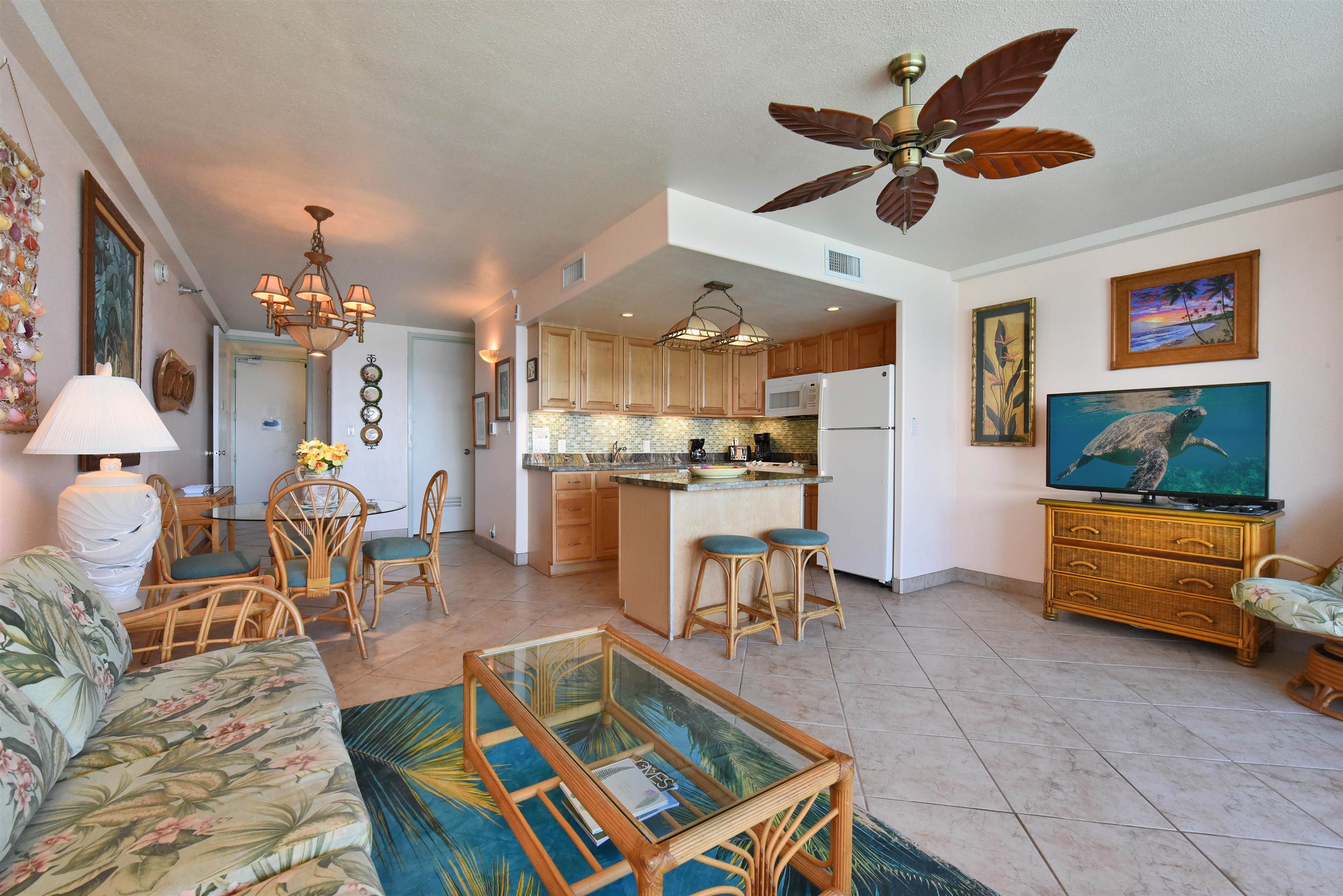Maui Kai condo # 205, Lahaina, Hawaii - photo 11 of 46