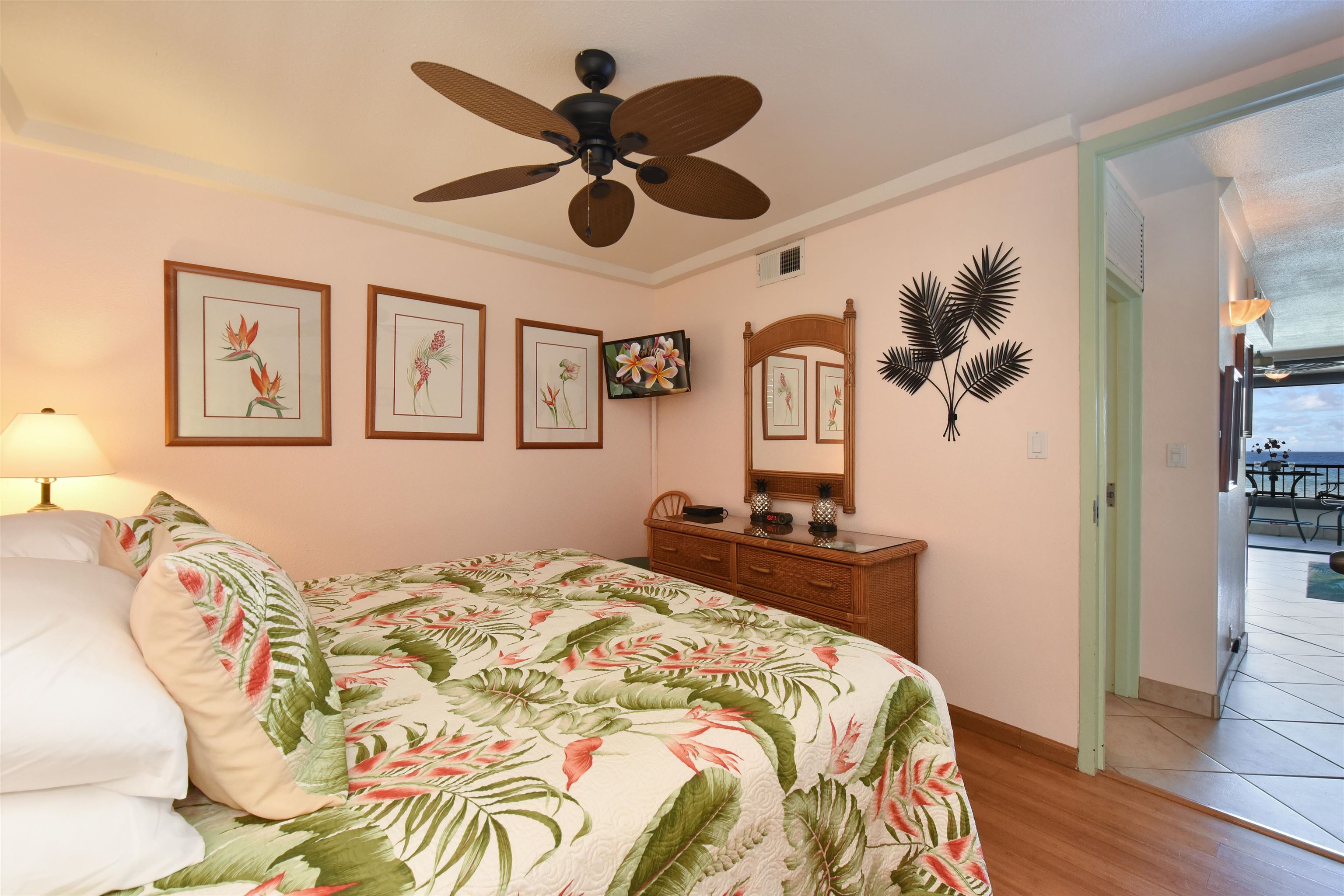 Maui Kai condo # 205, Lahaina, Hawaii - photo 35 of 46