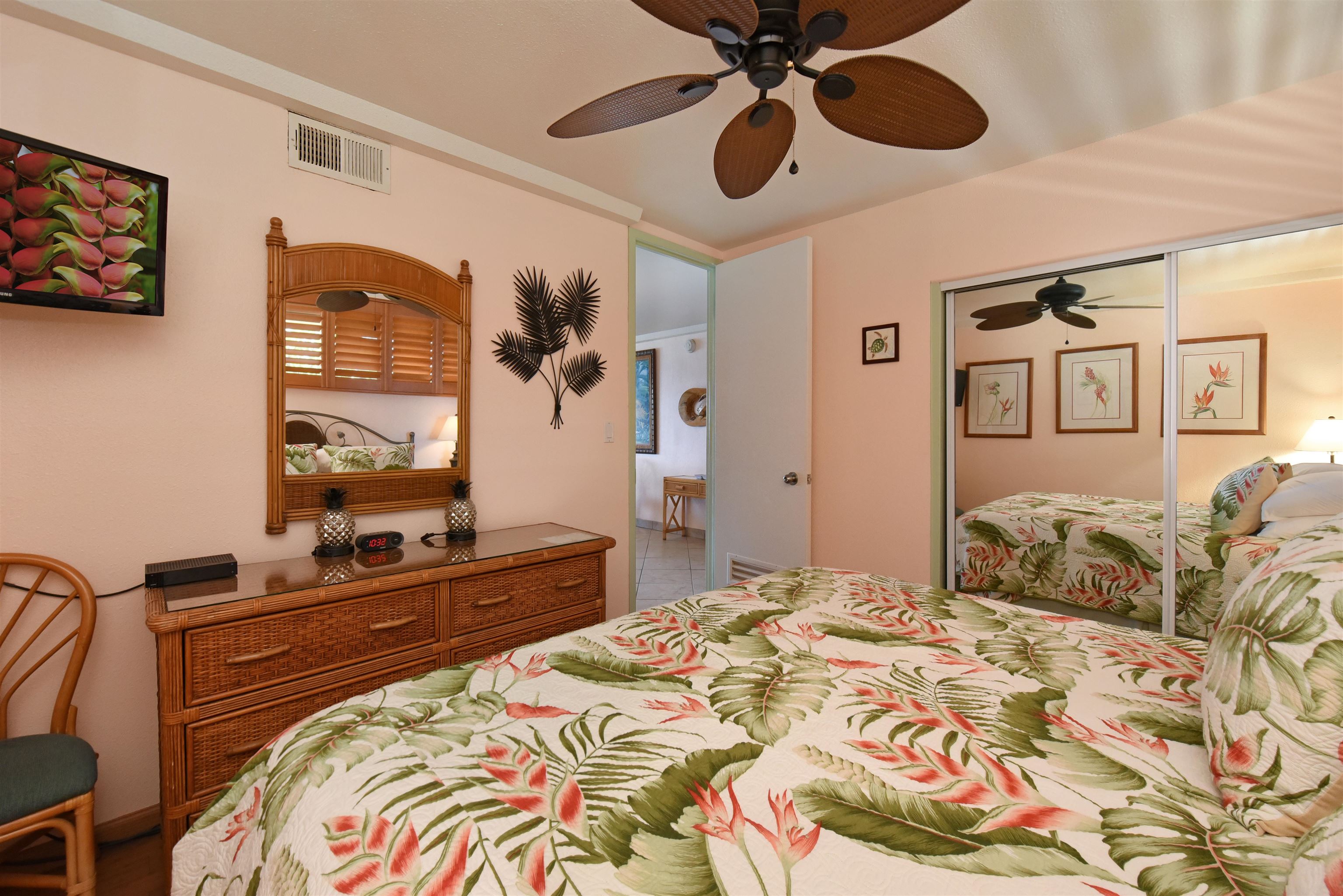 Maui Kai condo # 205, Lahaina, Hawaii - photo 37 of 46