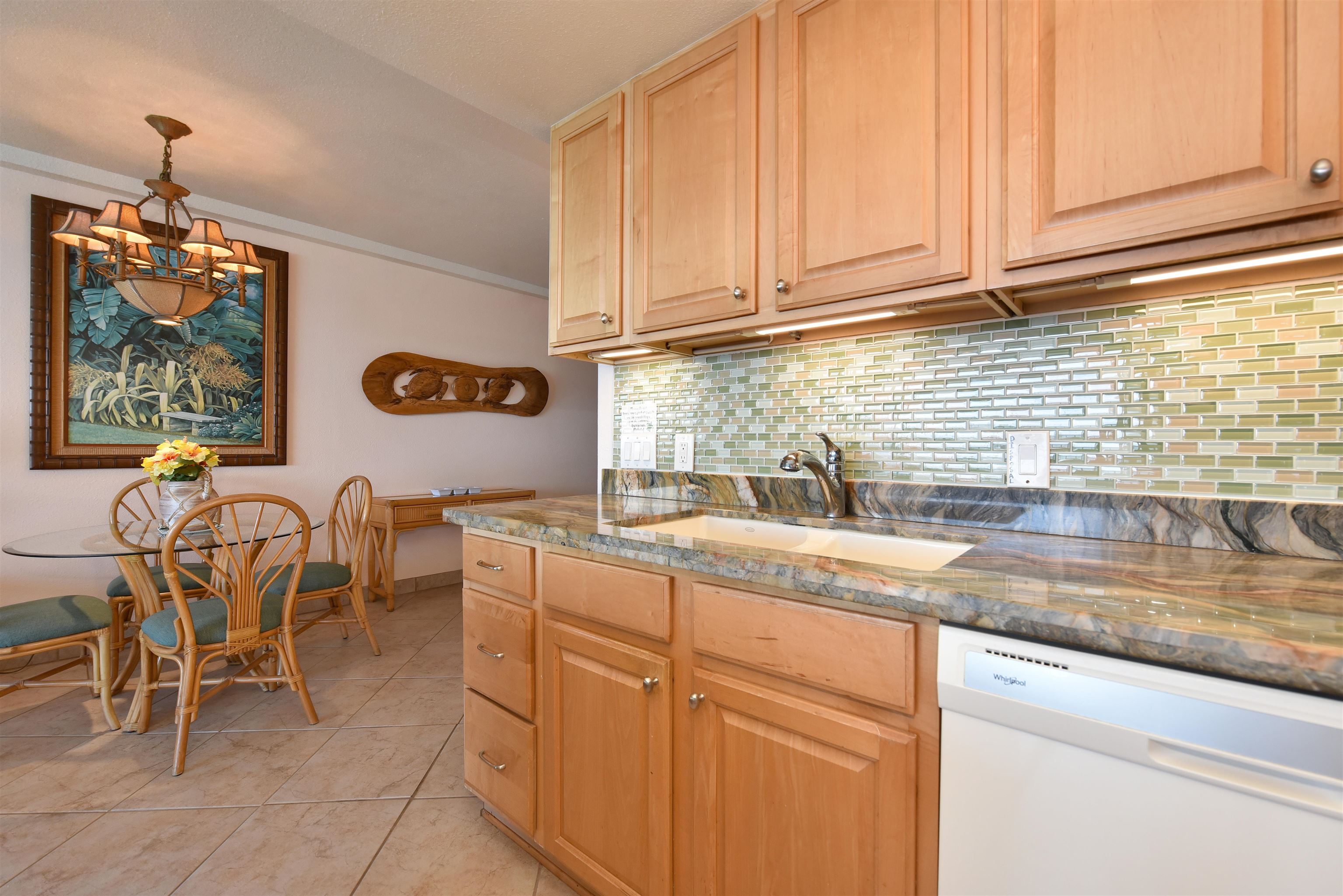 Maui Kai condo # 205, Lahaina, Hawaii - photo 6 of 46