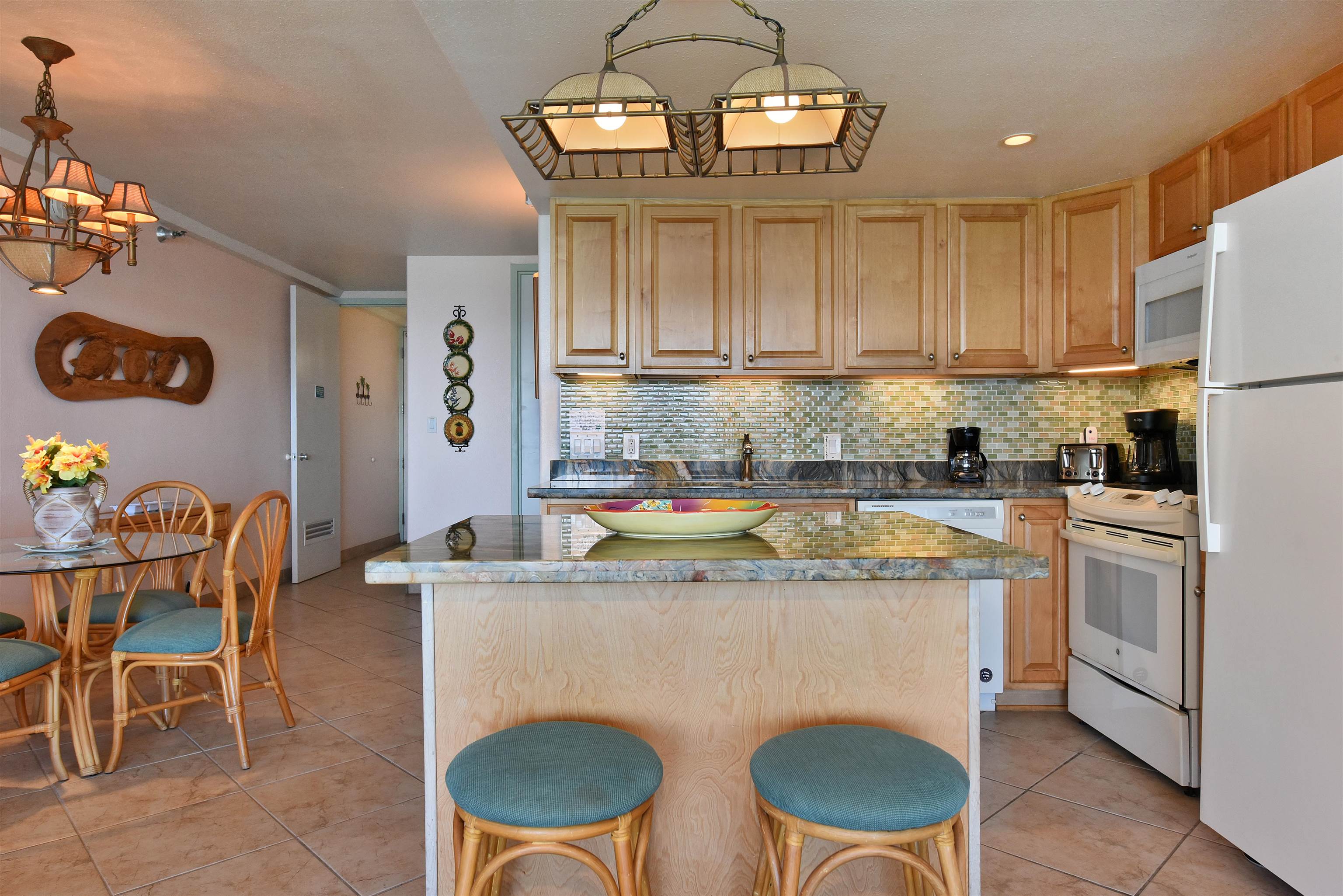 Maui Kai condo # 205, Lahaina, Hawaii - photo 8 of 46